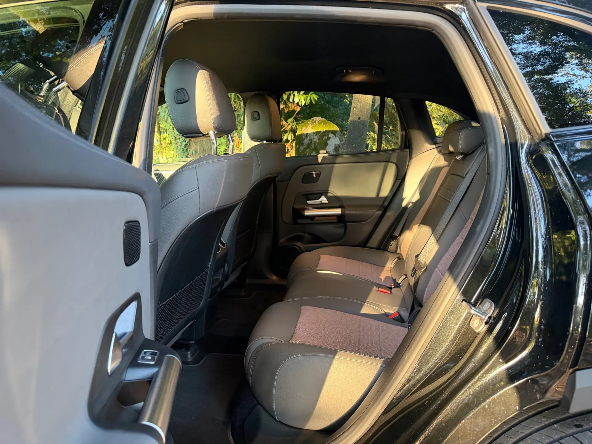 Mercedes-Benz EQA 300 4Matic AMG Line 26