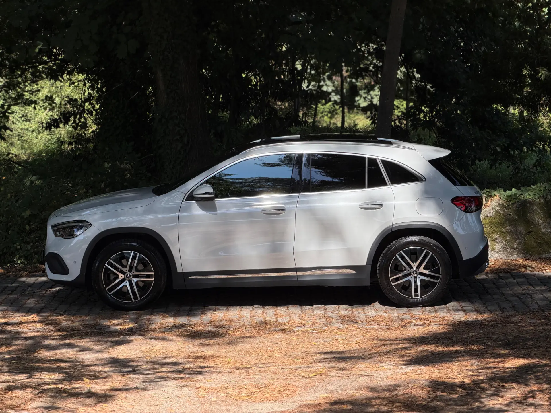 Mercedes-Benz GLA 250 e 8G-DCT Special Edition 63