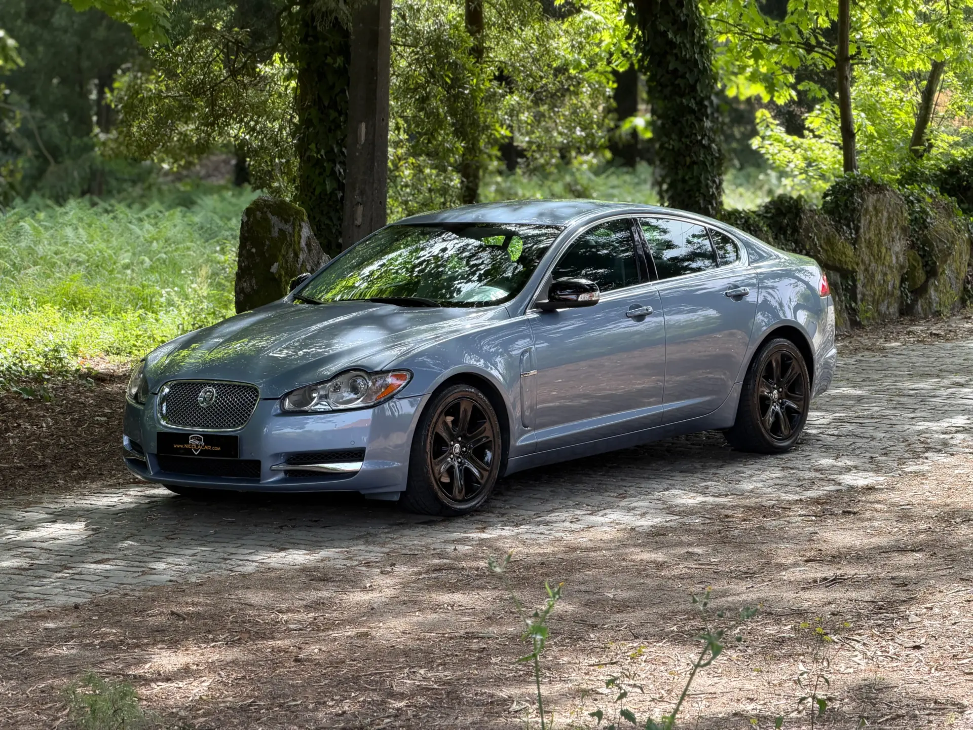 Jaguar XF 2.7 D V6 Premium Luxury 37