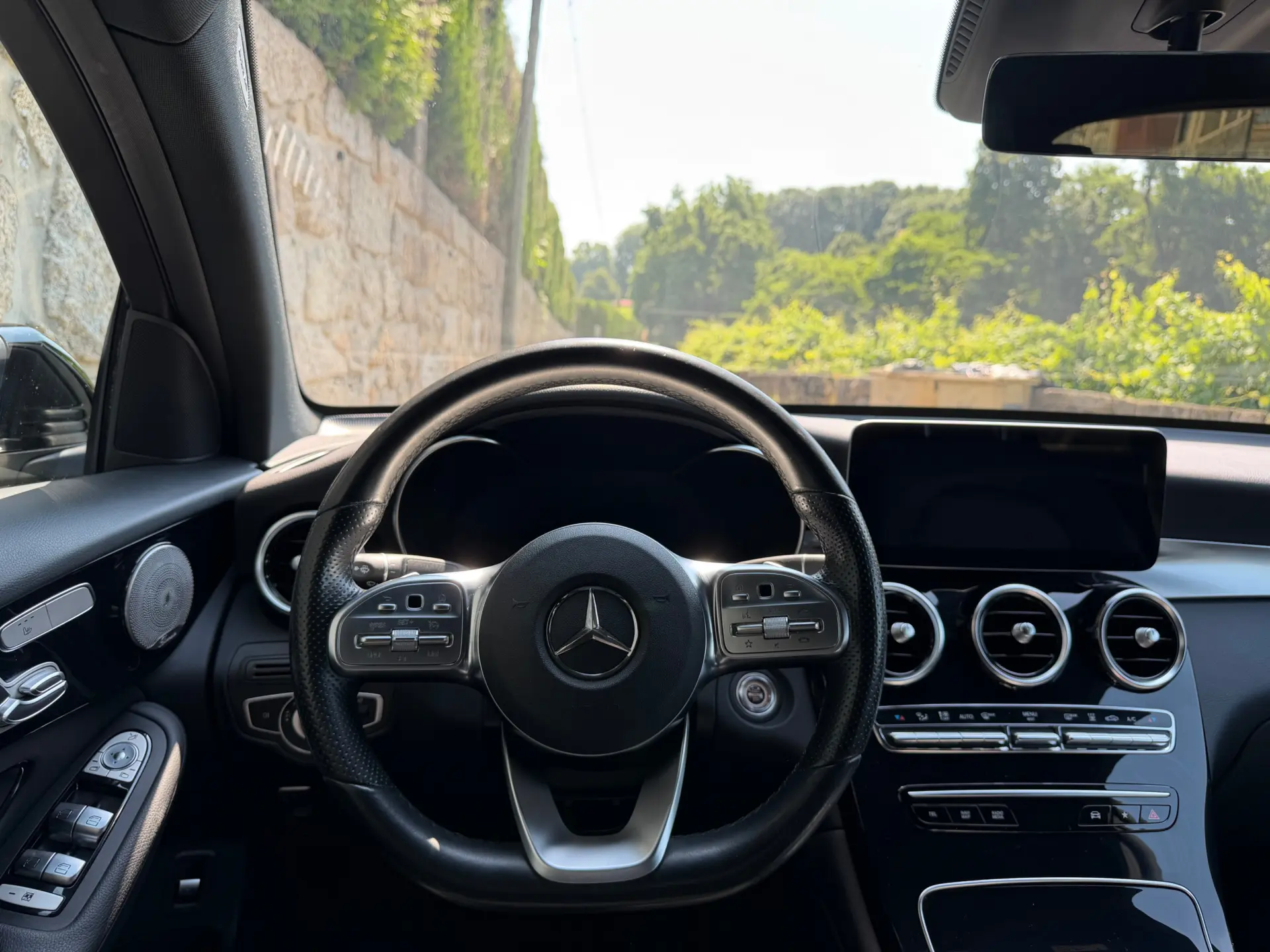 Mercedes-Benz GLC 300 de Coupé 4Matic 14
