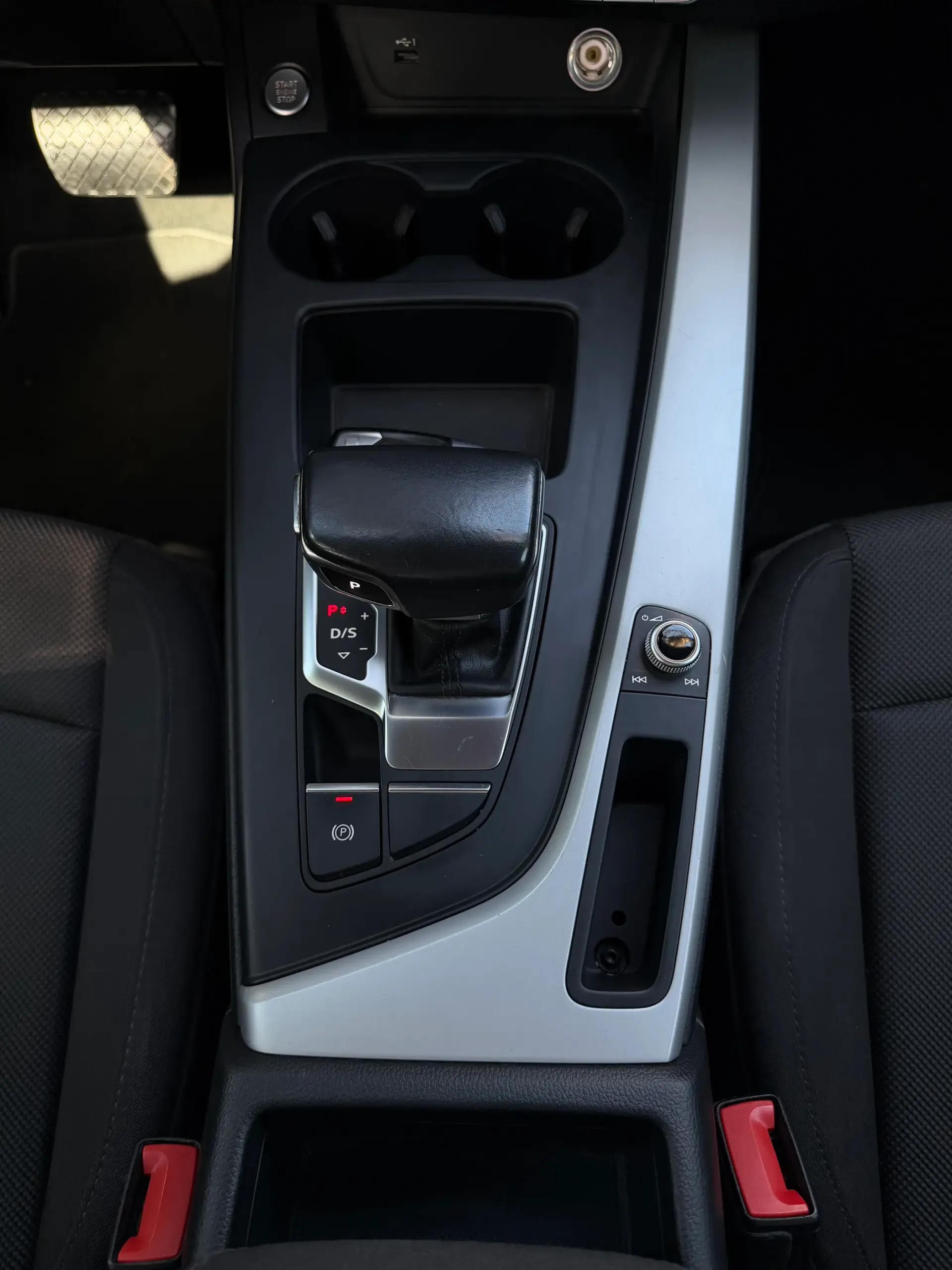 Audi A4 Avant 35 TDI Fleet Edition S tronic 13