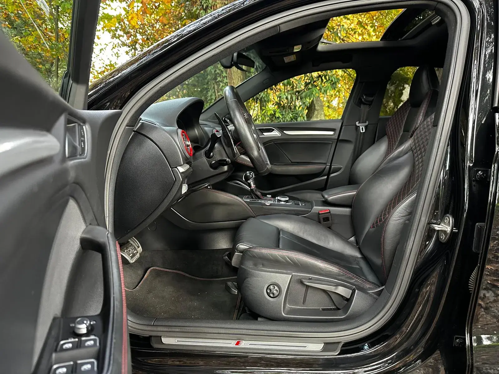 Audi S3 Limousine TFSI quattro S tronic 15