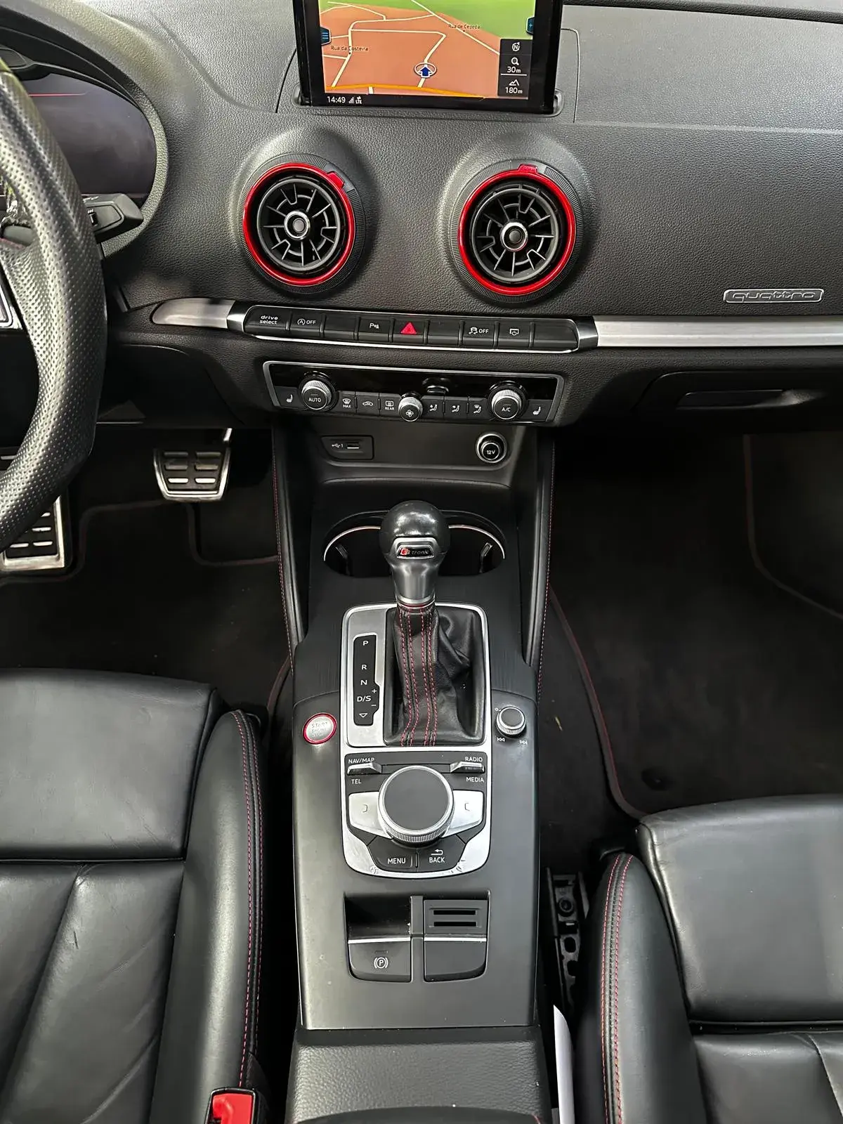 Audi S3 Limousine TFSI quattro S tronic 38