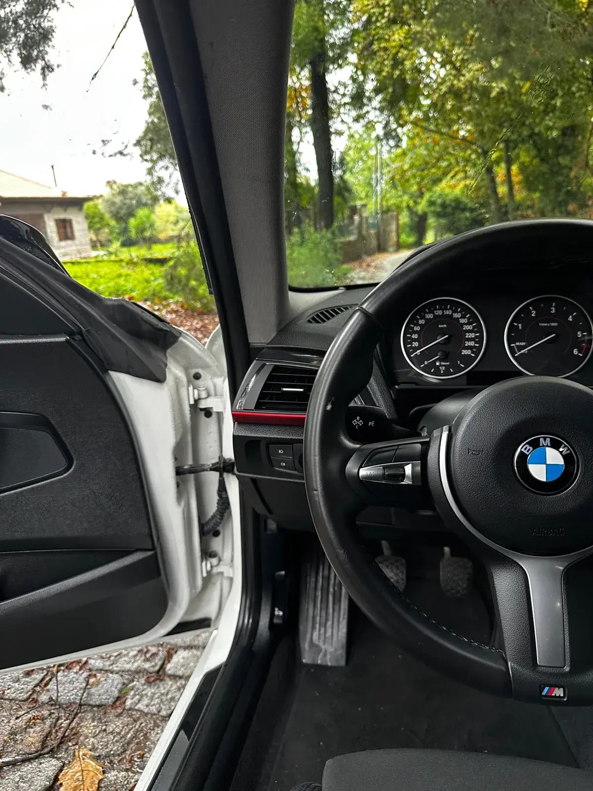 BMW 218 d Coupe Line Sport 13