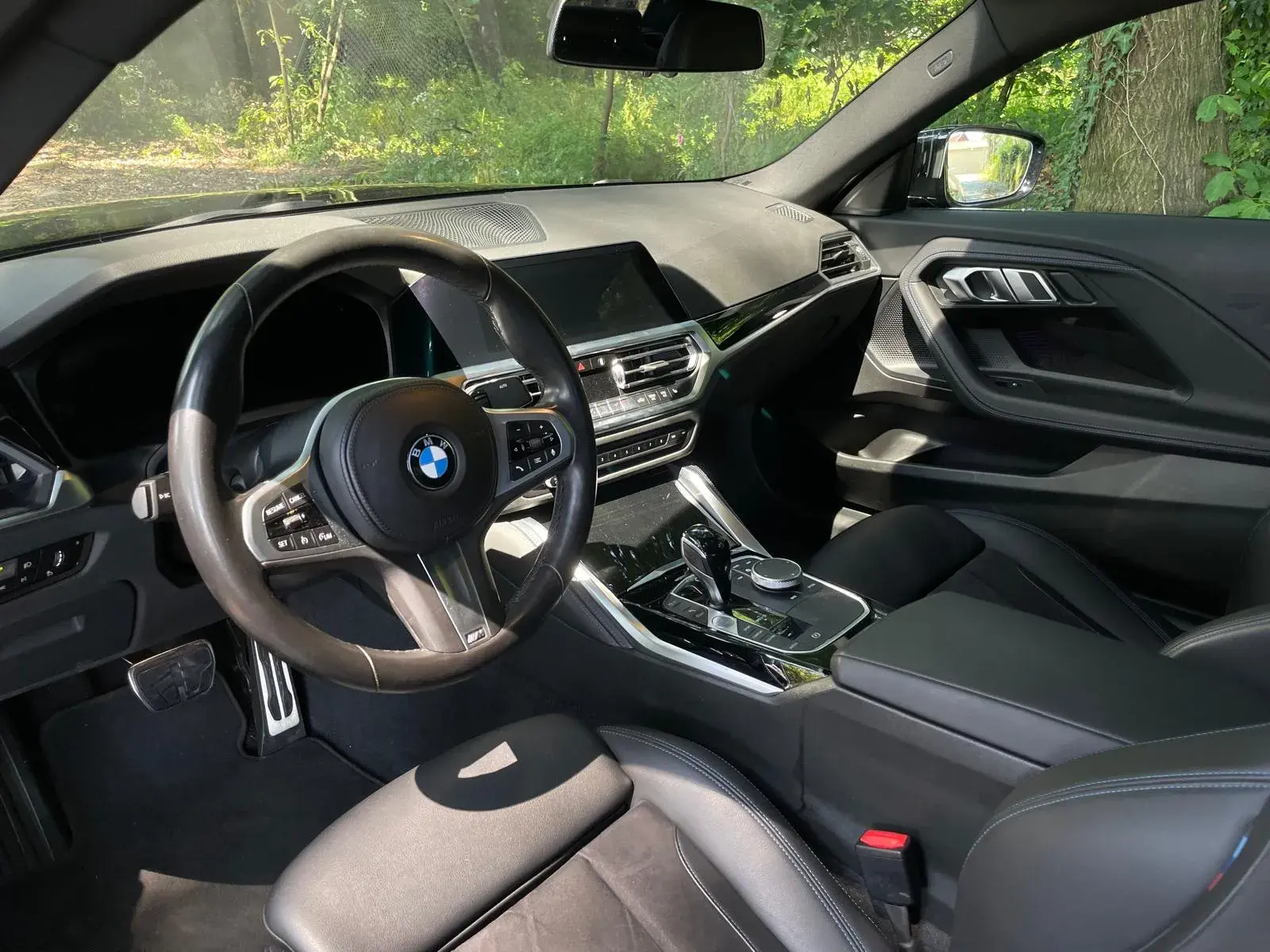 BMW 220 i Coupe Aut. M Sport 10