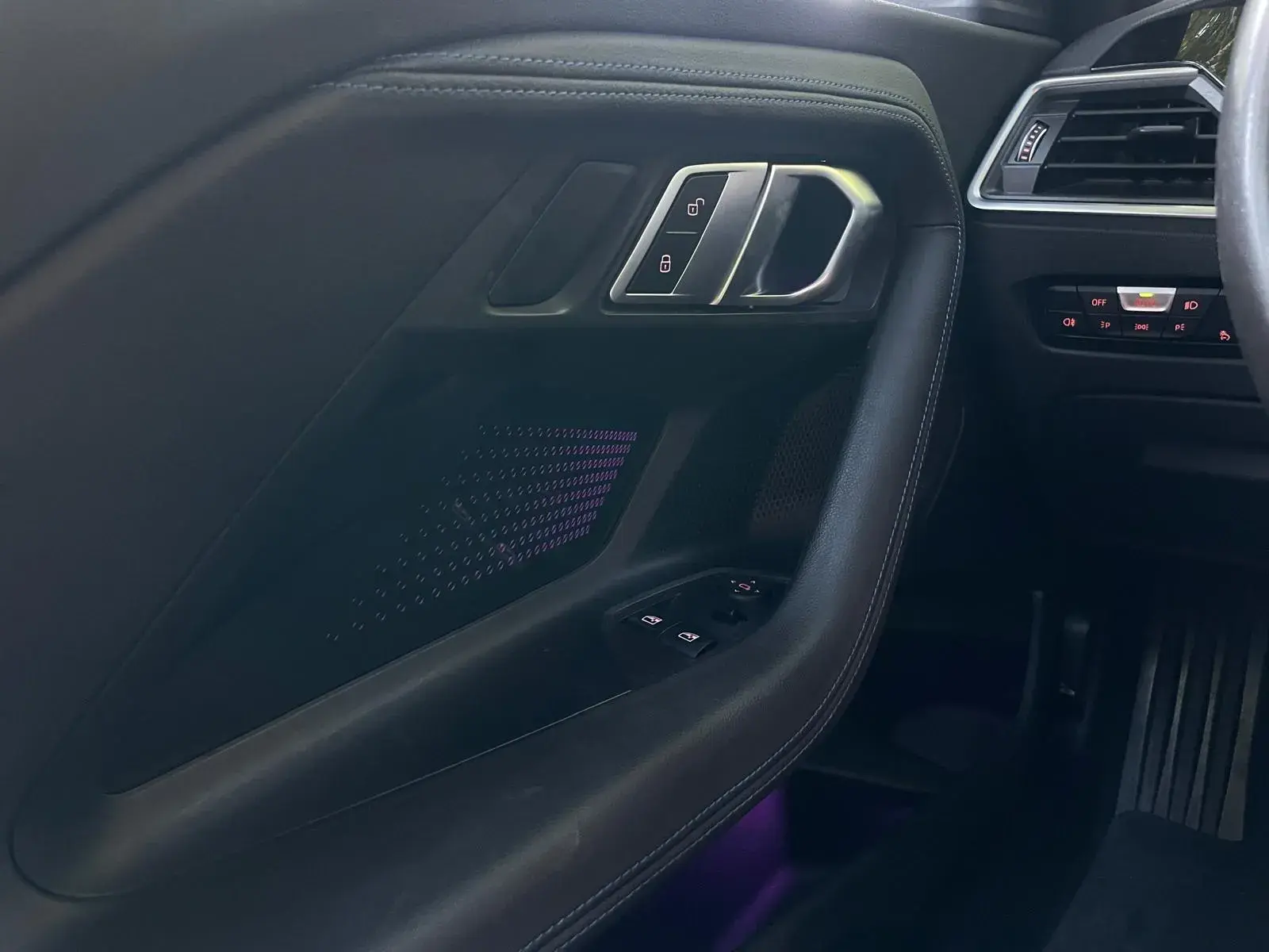 BMW 220 i Coupe Aut. M Sport 24