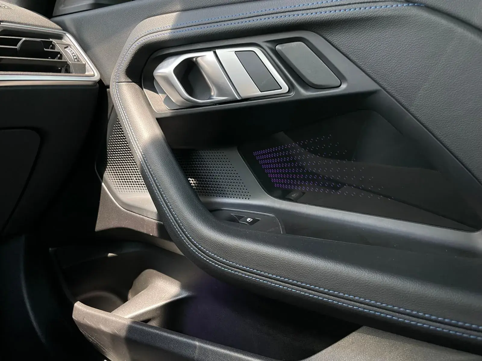 BMW 220 i Coupe Aut. M Sport 26