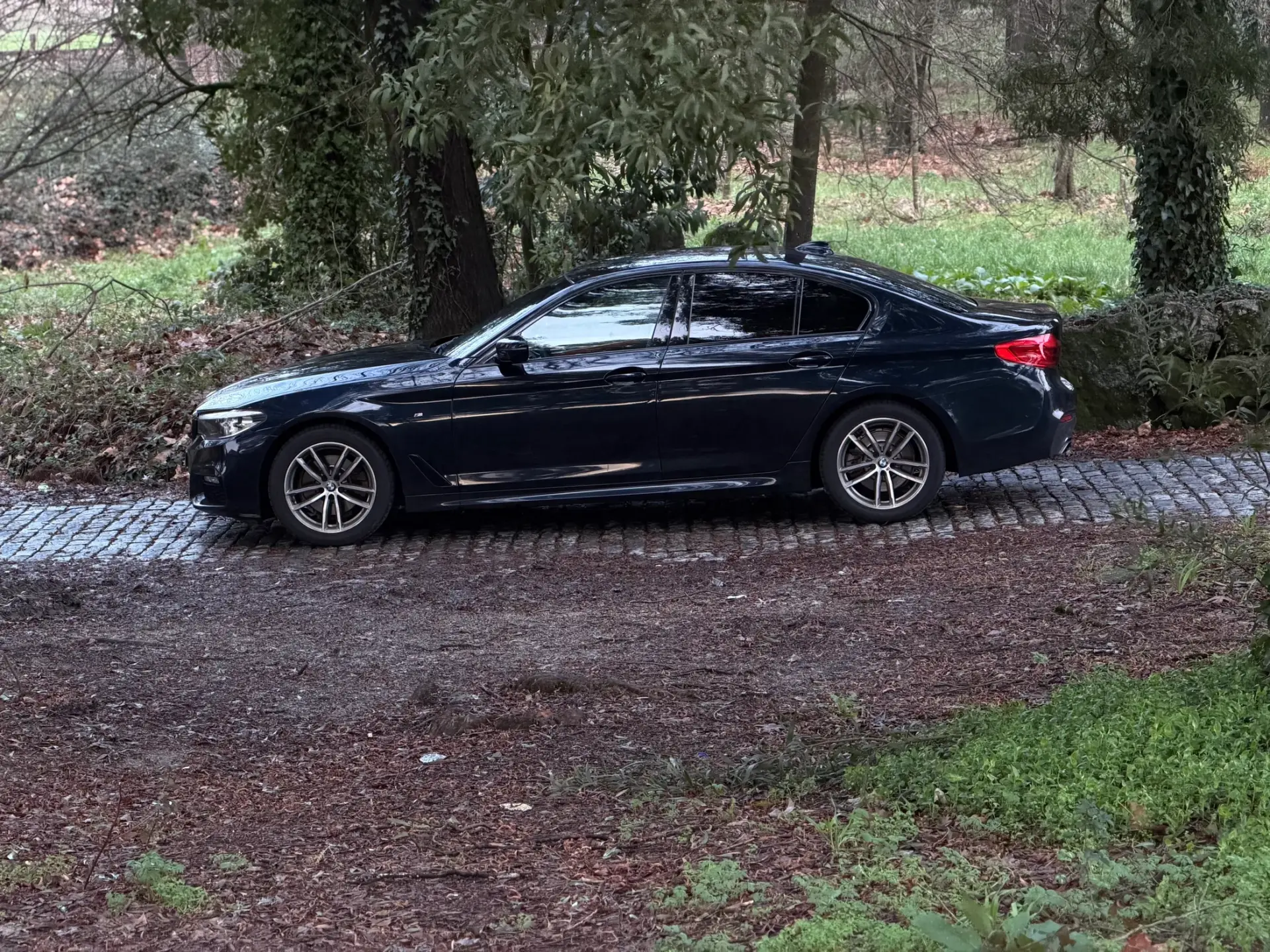 BMW 520 d Pack M Auto 8