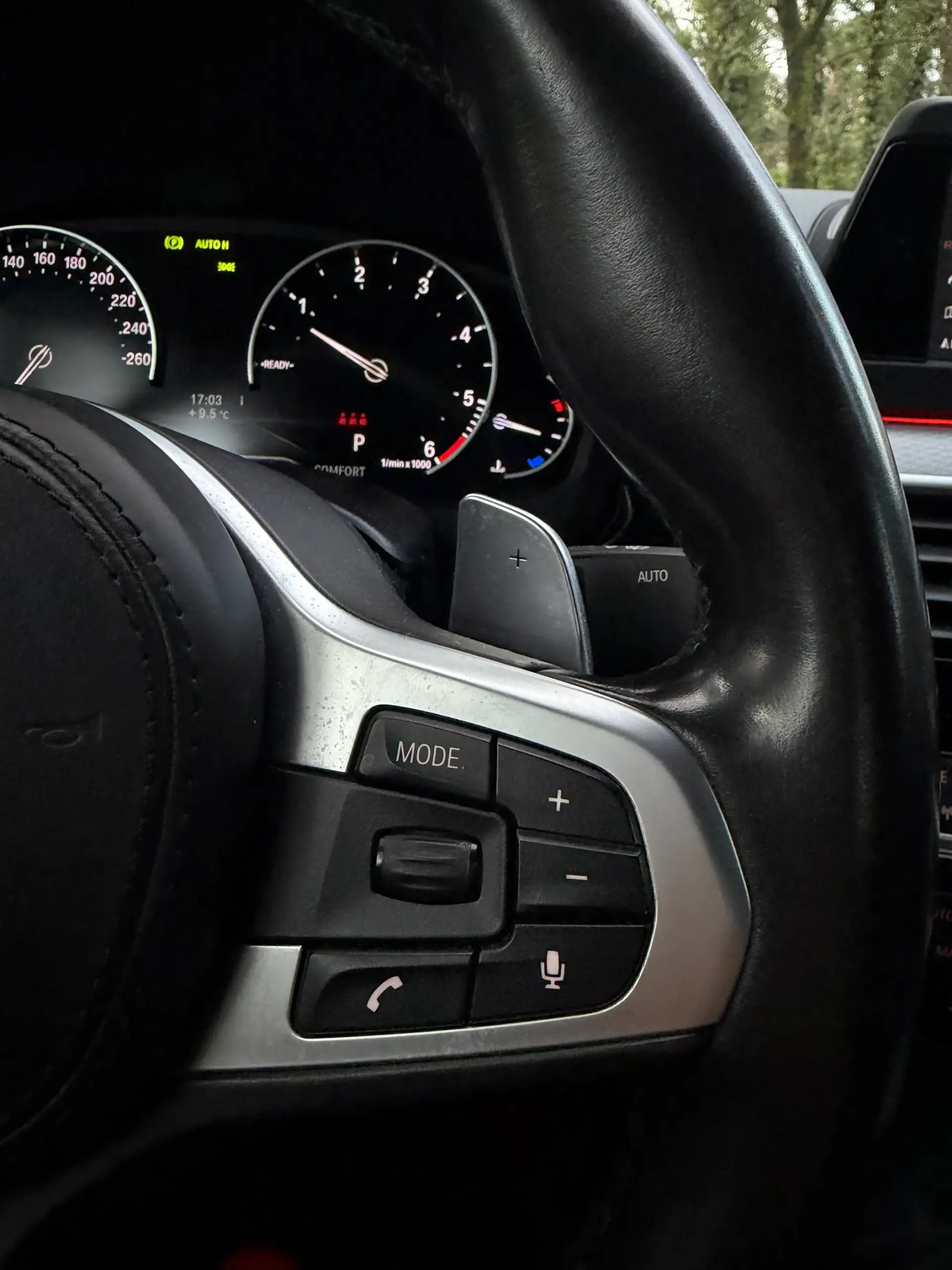 BMW 520 d Pack M Auto 15