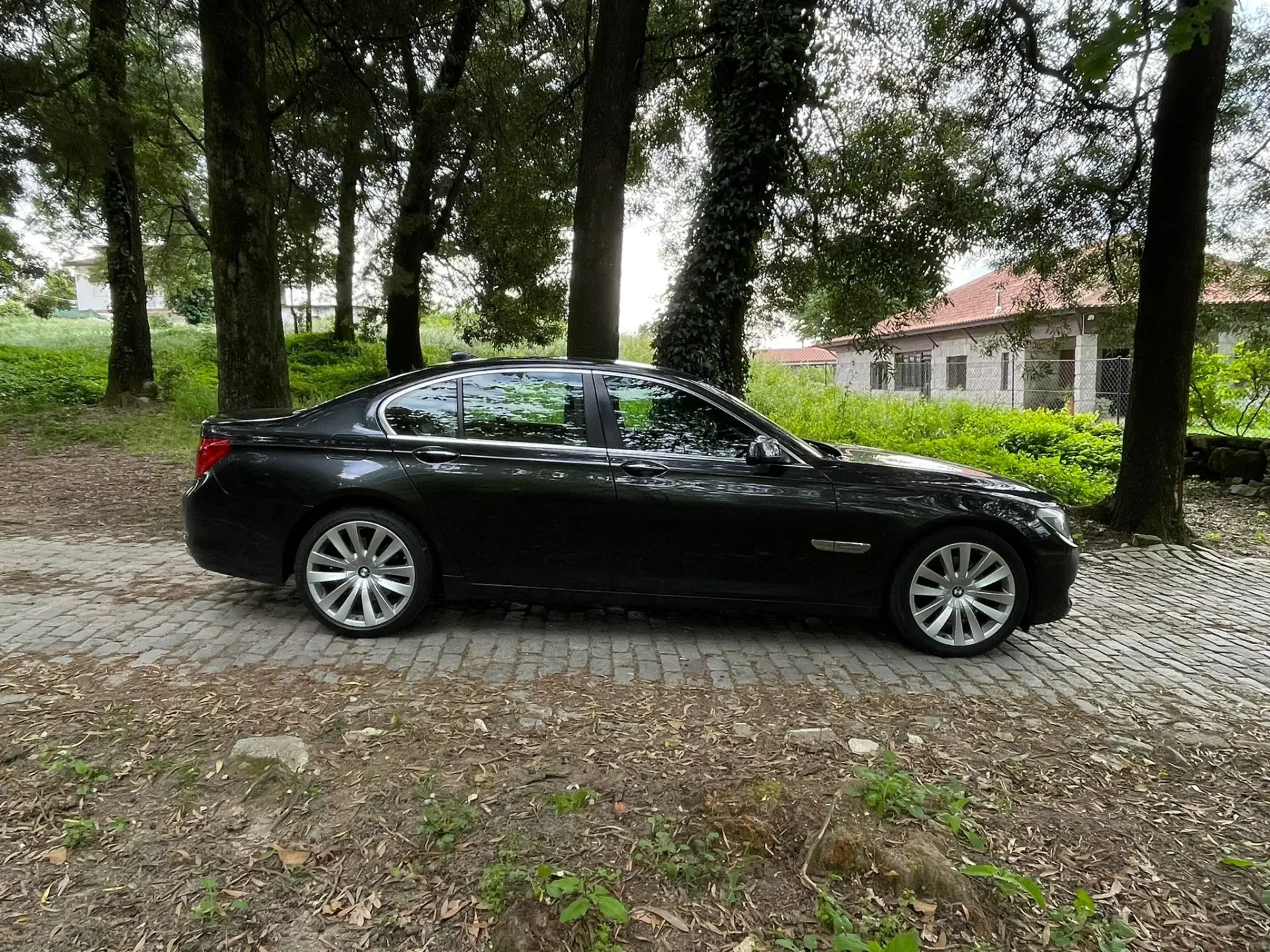 BMW 740 d 8