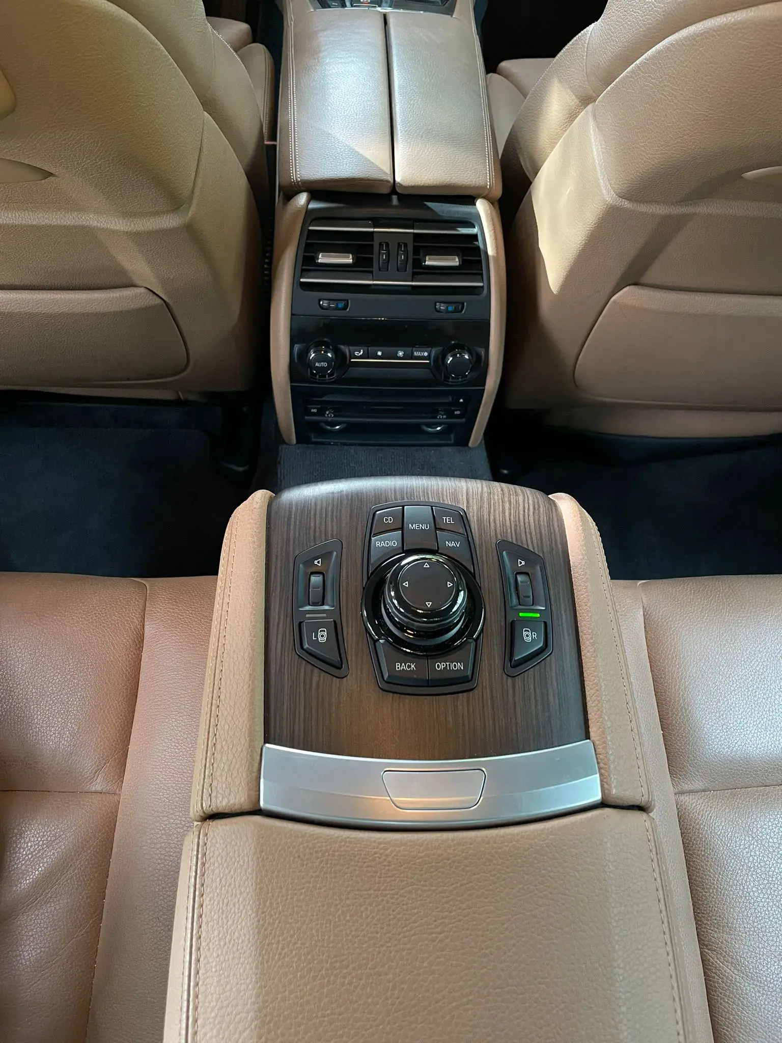 BMW 740 d 28