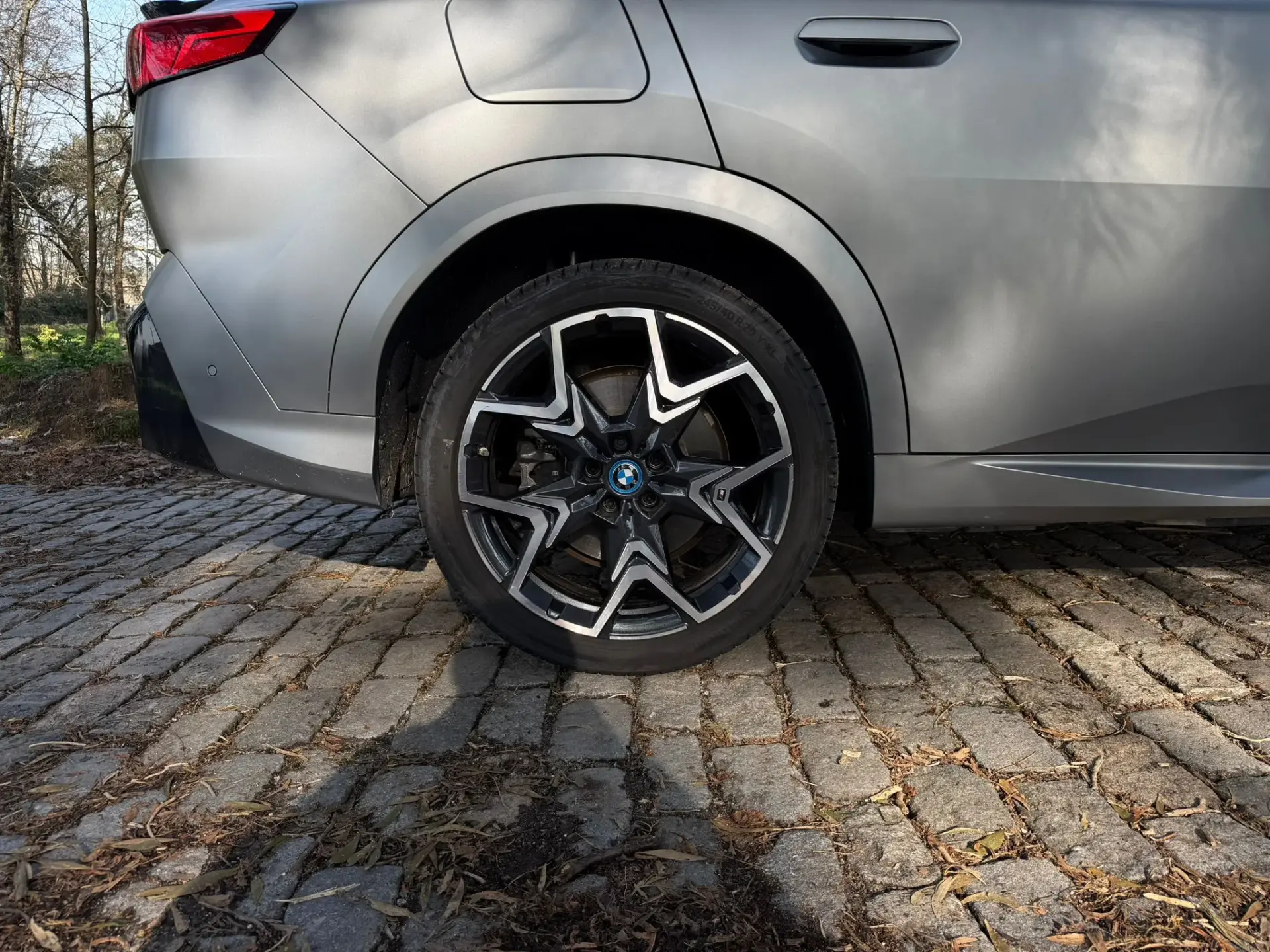 BMW iX2 xDrive30 Pack Desportivo M Pro 11