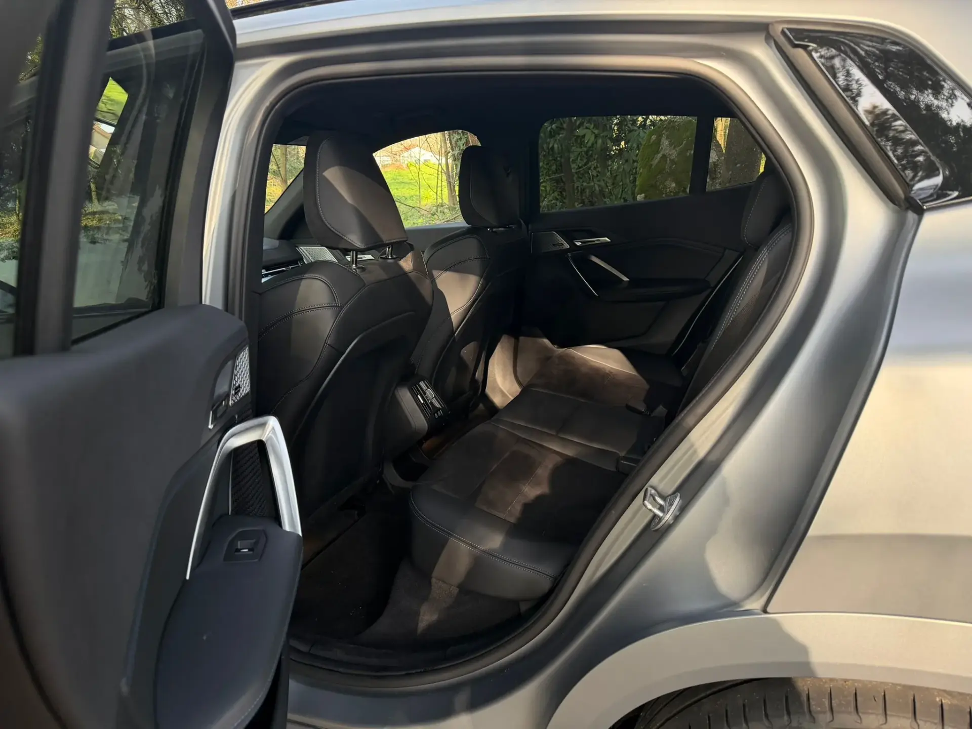 BMW iX2 xDrive30 Pack Desportivo M Pro 29