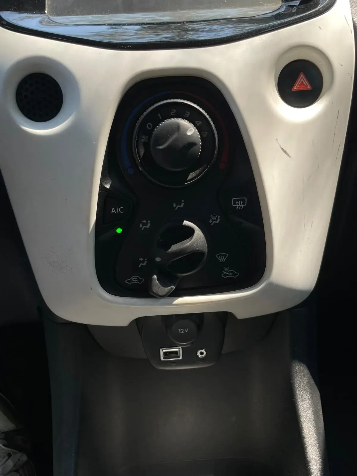 Citroën C1 1.2 VTi Shine 22