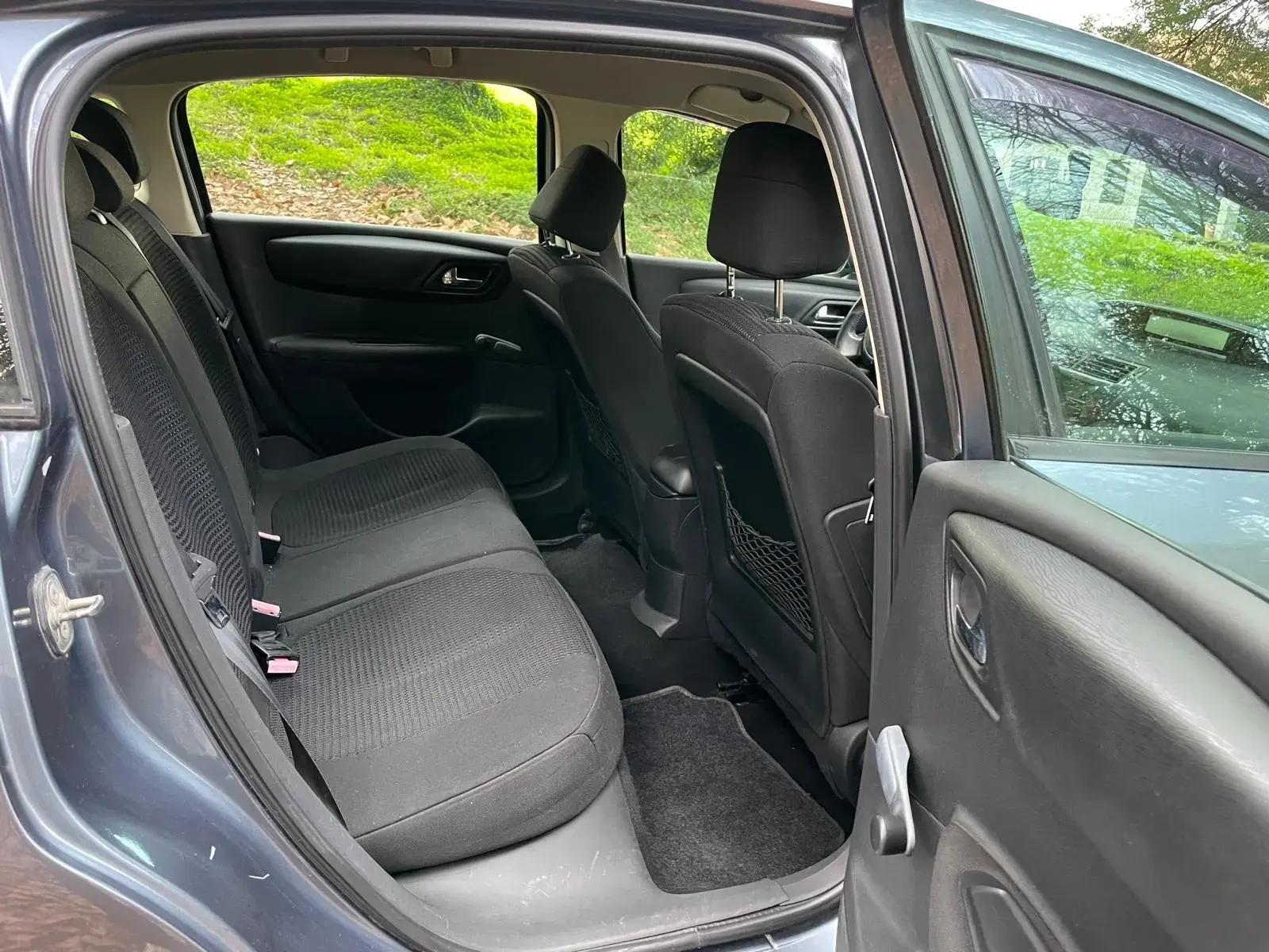 Citroen C4 1.6 HDi 110 Exclusive 10