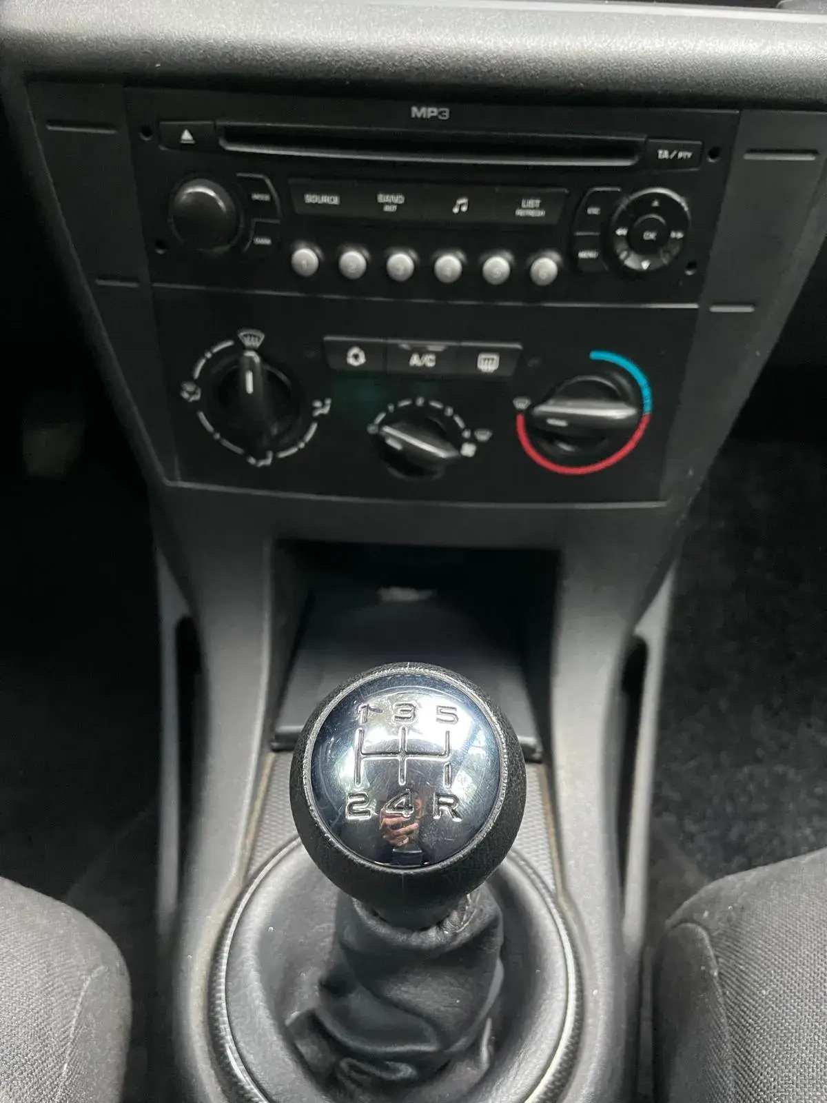 Citroen C4 1.6 HDi 110 Exclusive 18