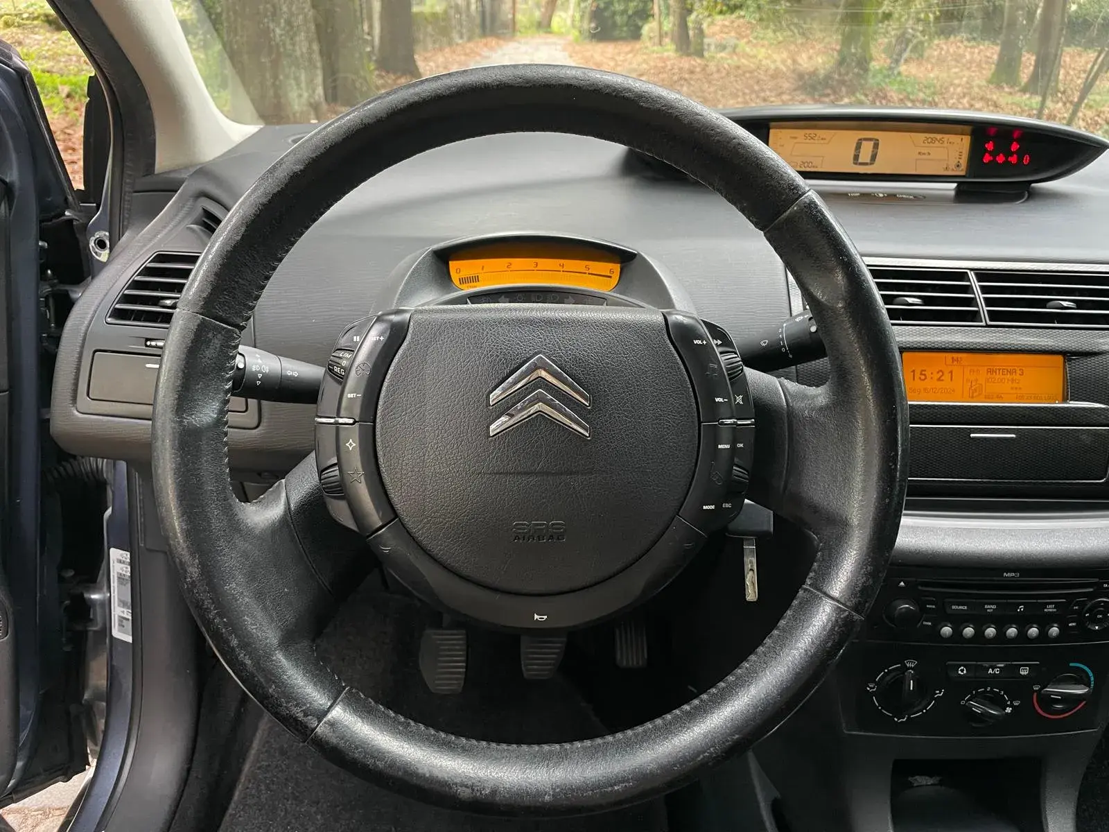 Citroen C4 1.6 HDi 110 Exclusive 26
