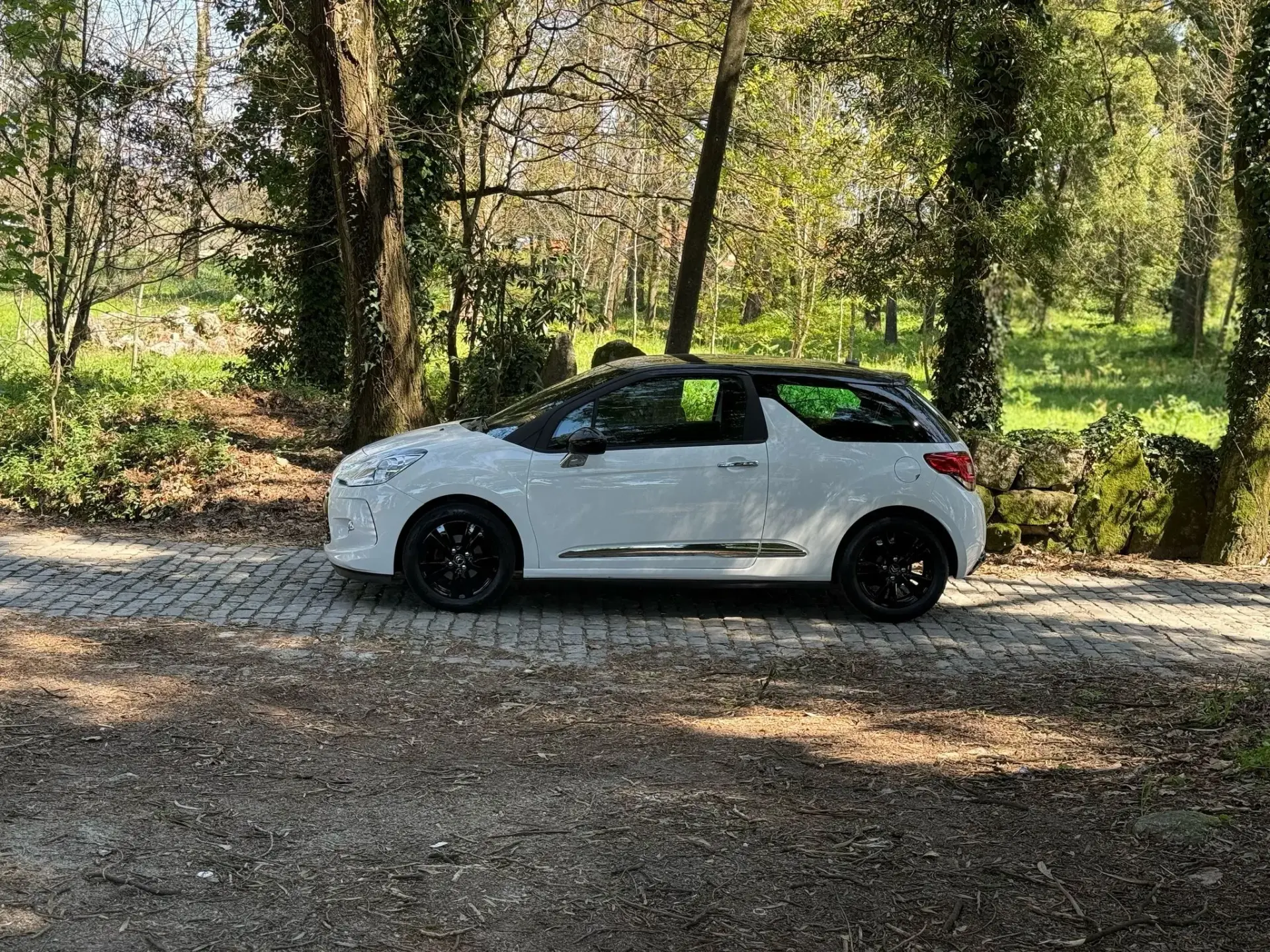 Citroen DS3 1.2 VTi So Chic 10