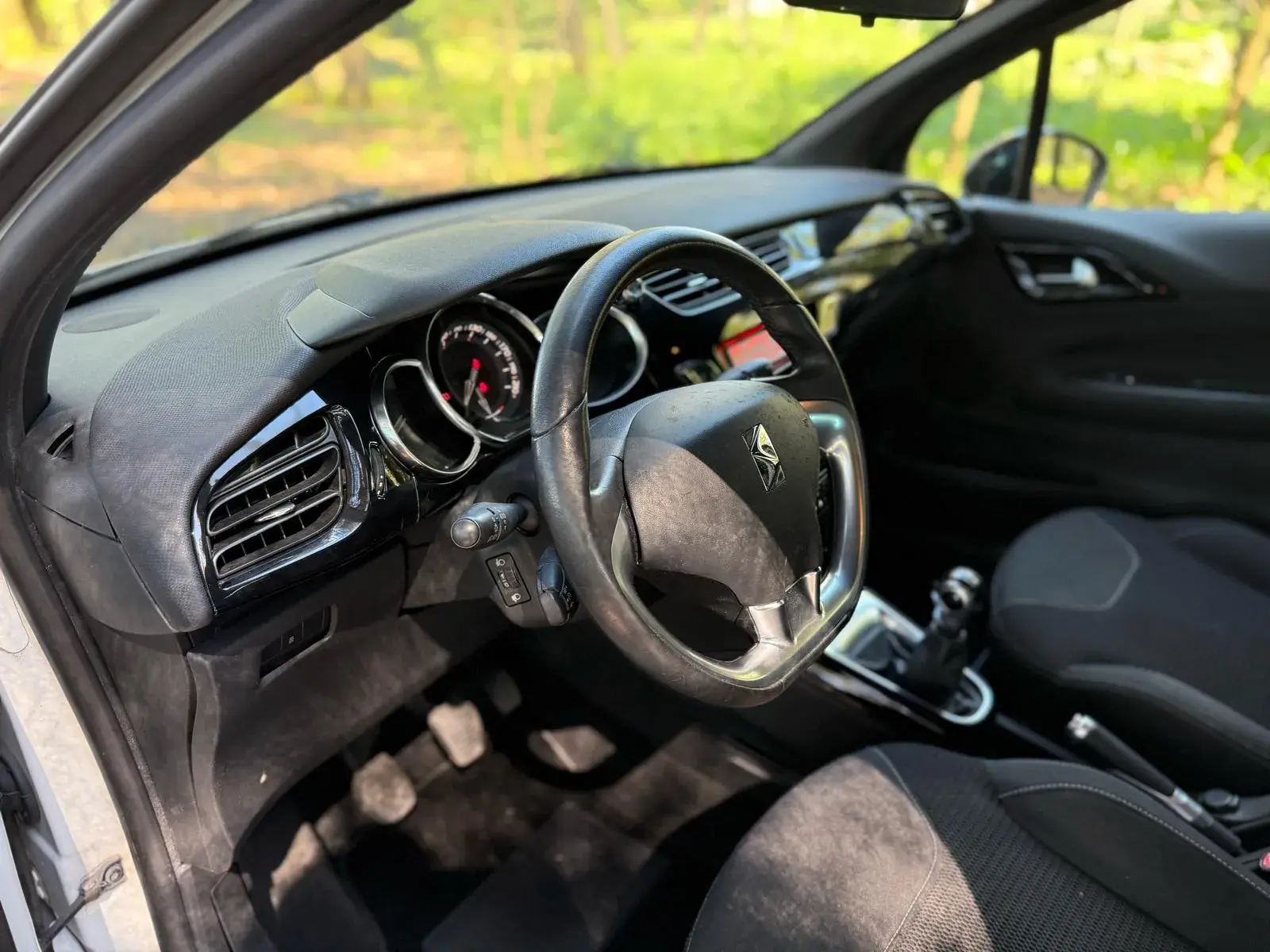 Citroen DS3 1.2 VTi So Chic 14