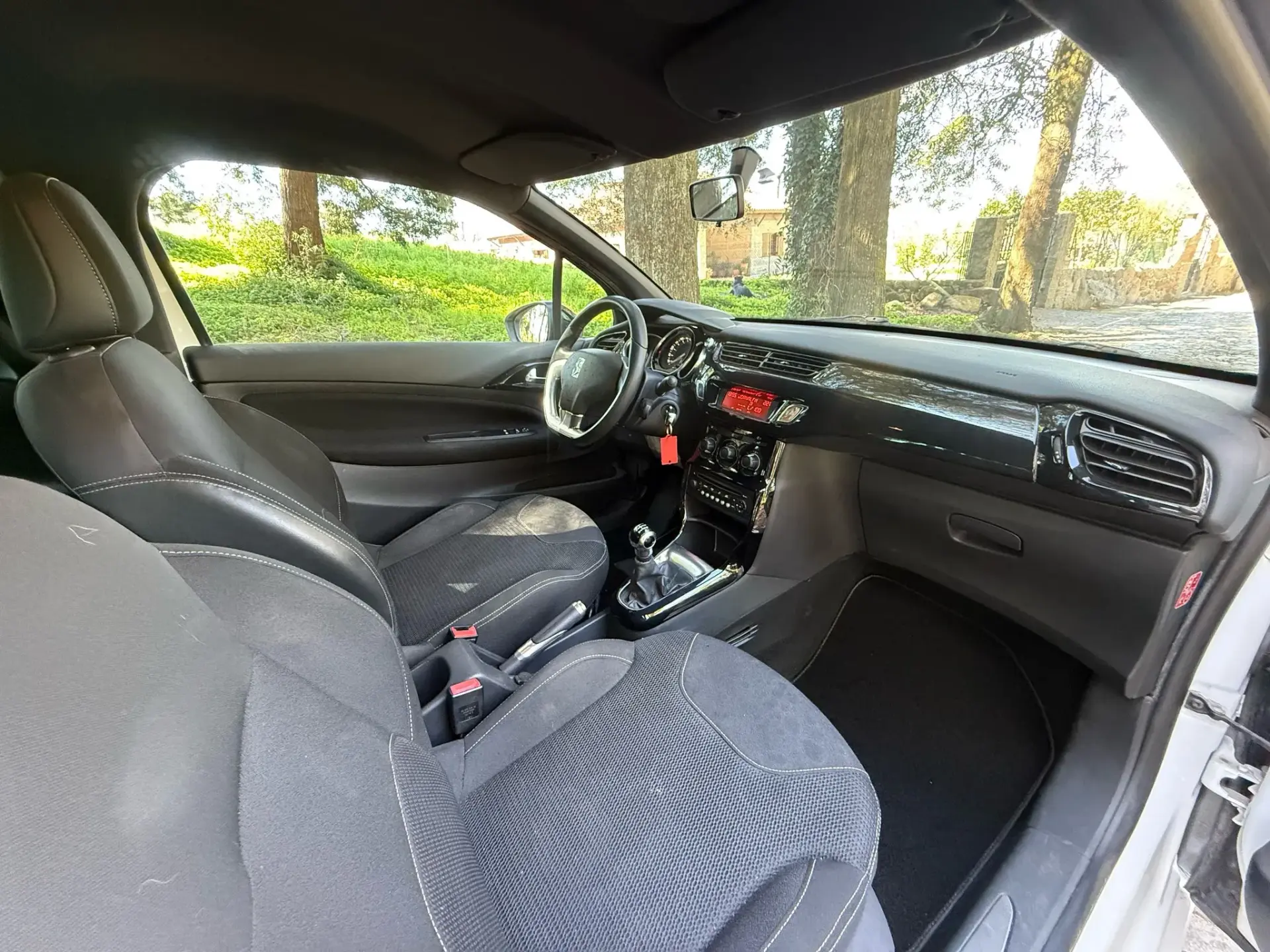 Citroen DS3 1.2 VTi So Chic 24