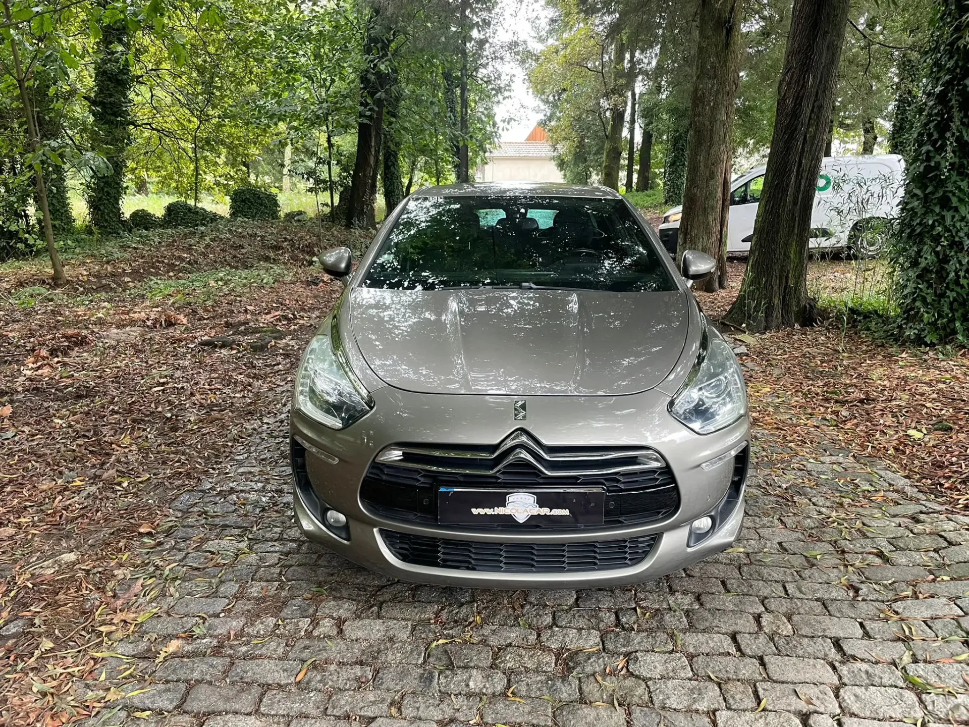 Citroen DS5 2.0 HDi Hy4 So Chic CMP6 102g 4