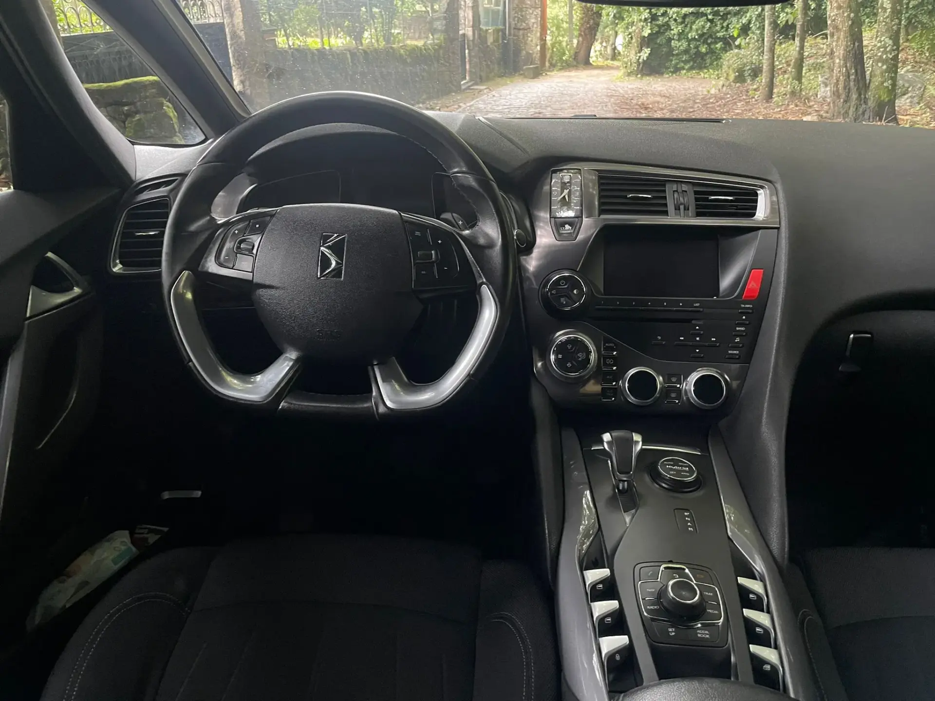 Citroen DS5 2.0 HDi Hy4 So Chic CMP6 102g 25