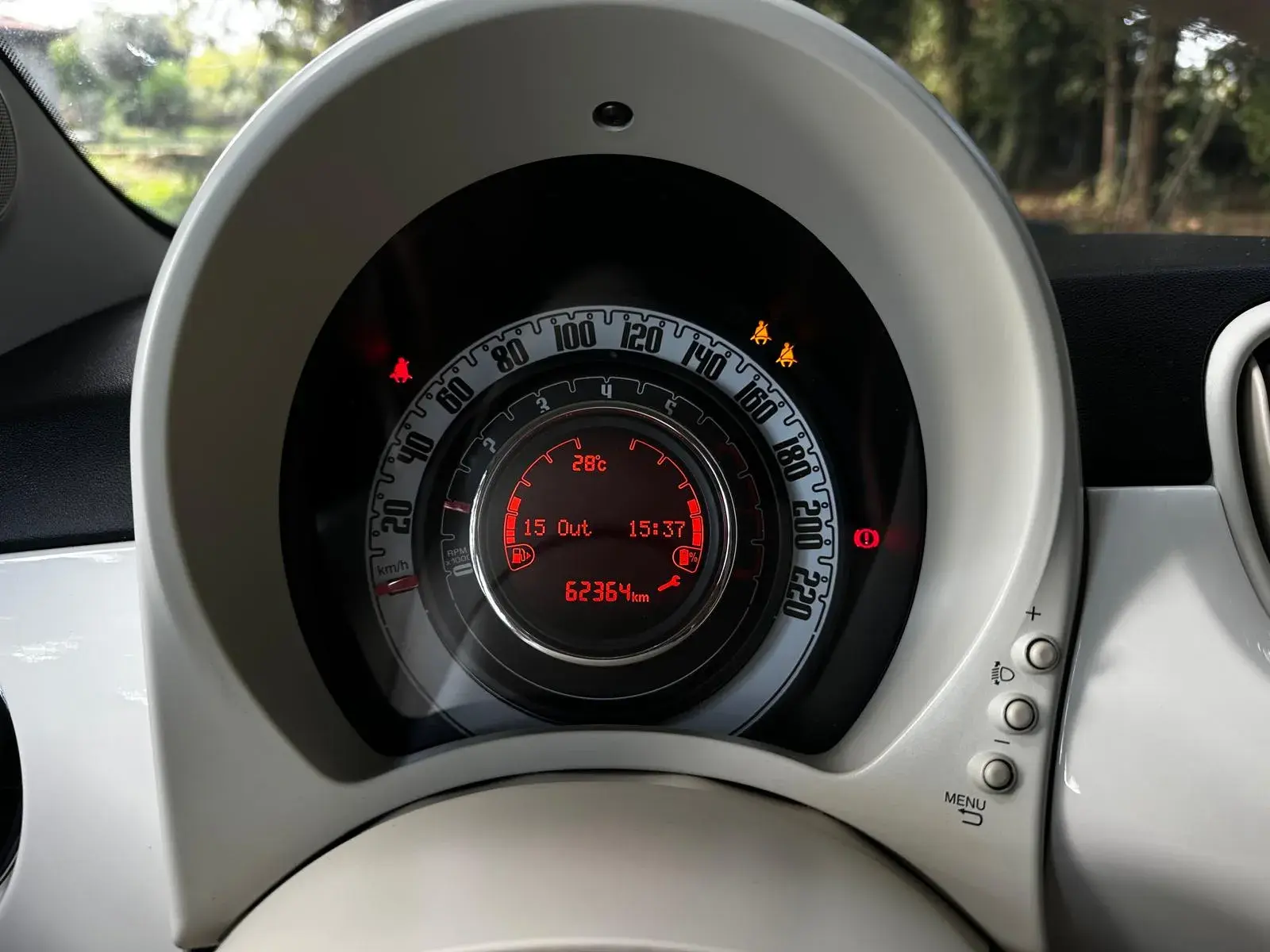 Fiat 500 1.0 Hybrid Lounge 9