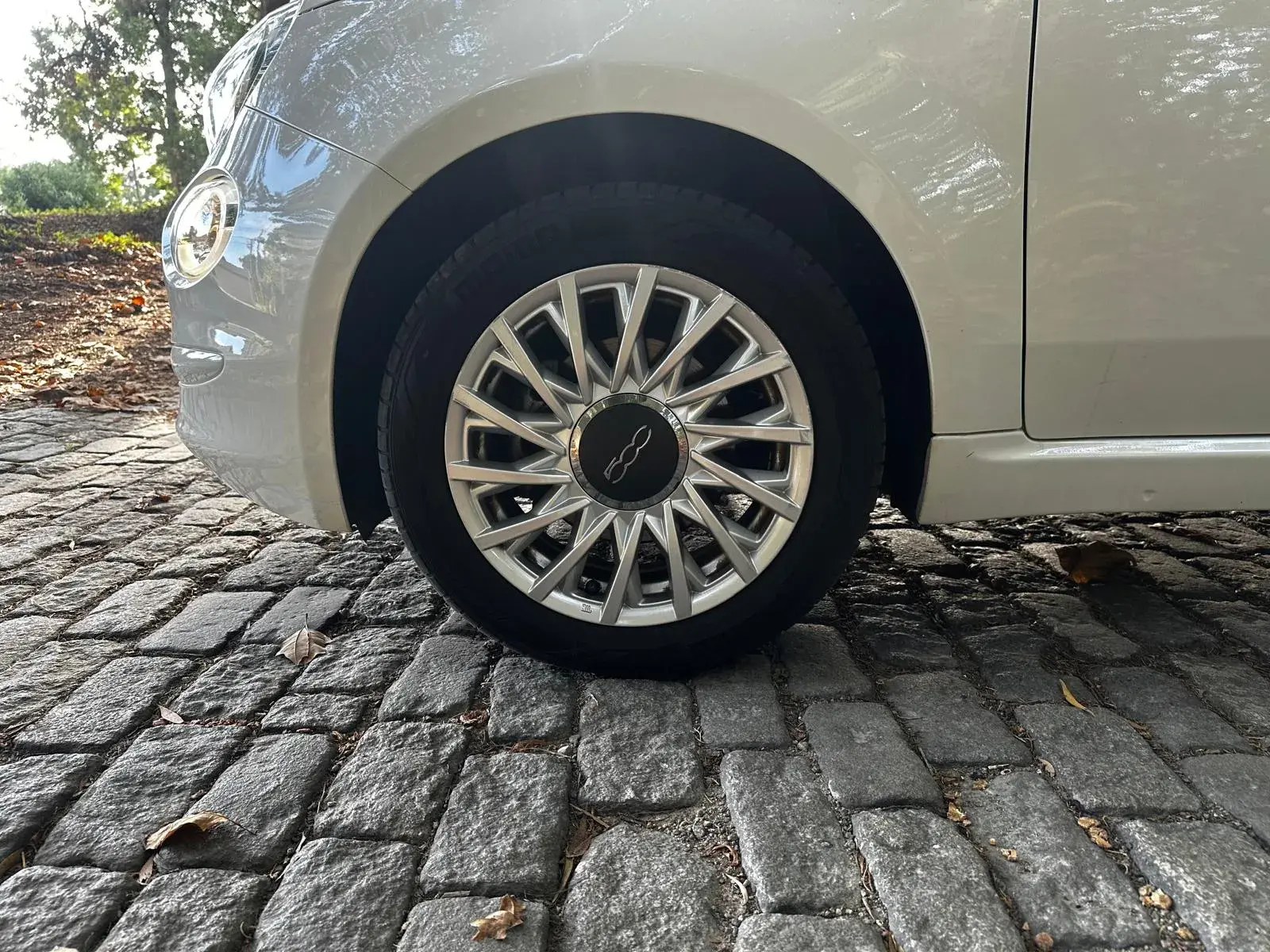 Fiat 500 1.0 Hybrid Lounge 10