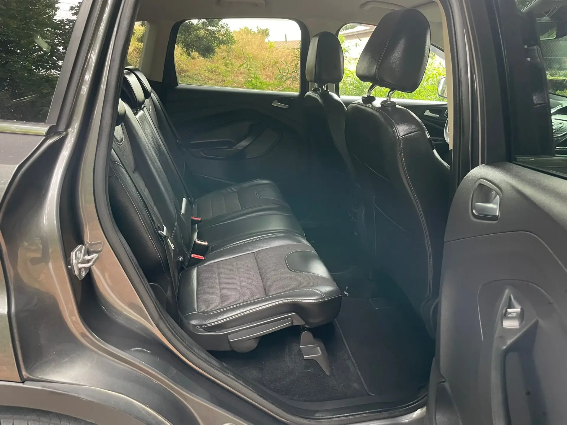 Ford Kuga 2.0 TDCi Titanium 5
