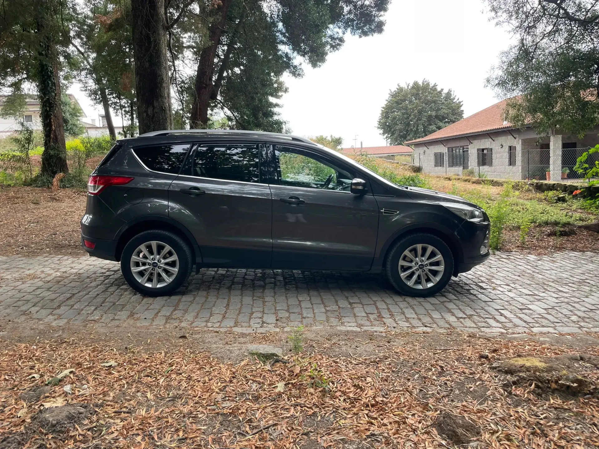Ford Kuga 2.0 TDCi Titanium 8