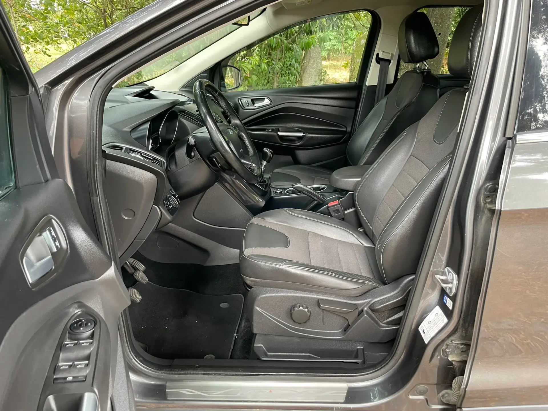 Ford Kuga 2.0 TDCi Titanium 18