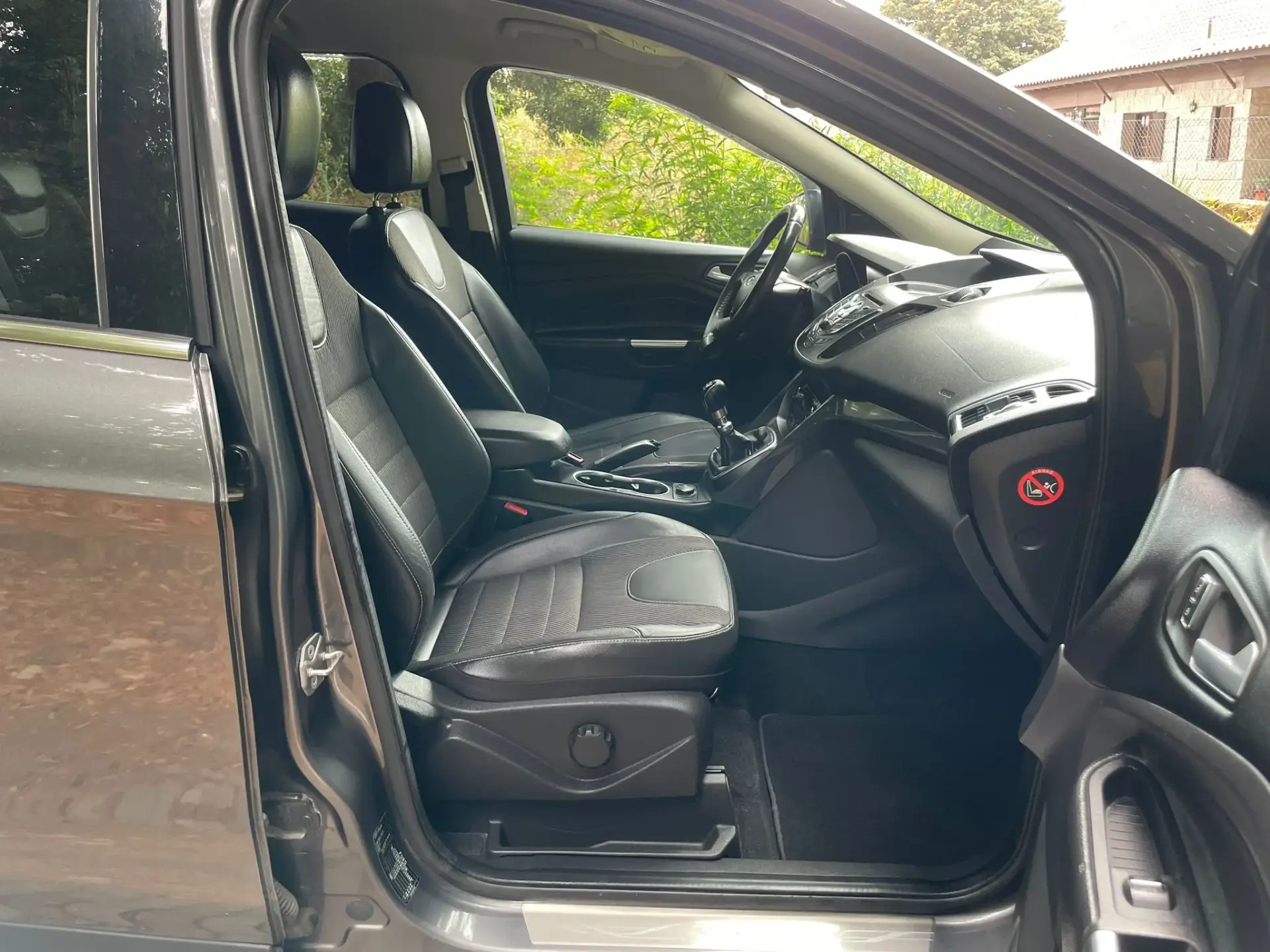 Ford Kuga 2.0 TDCi Titanium 19