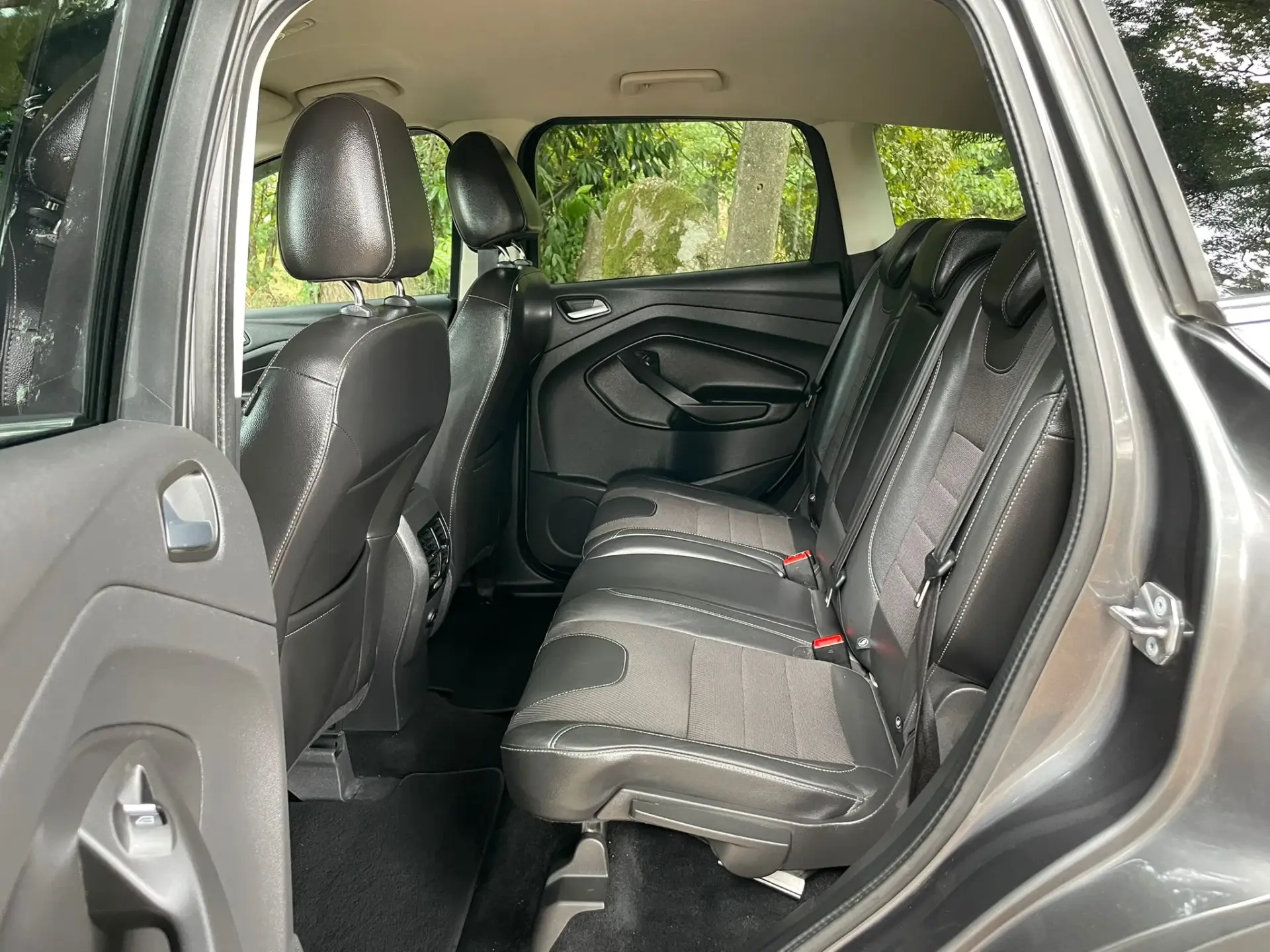 Ford Kuga 2.0 TDCi Titanium 20