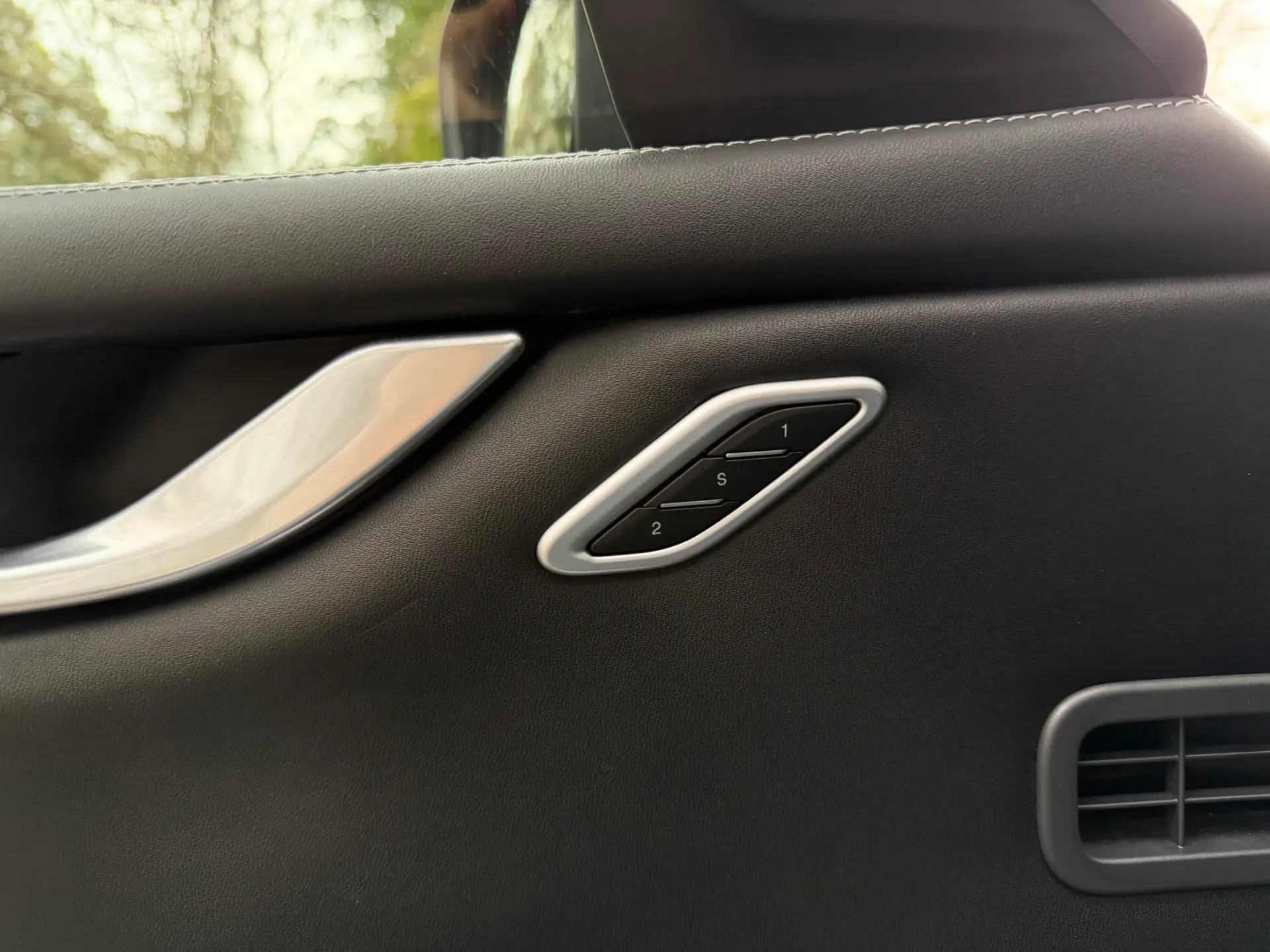 Maserati Ghibli 3.0 V6 GranLusso 35