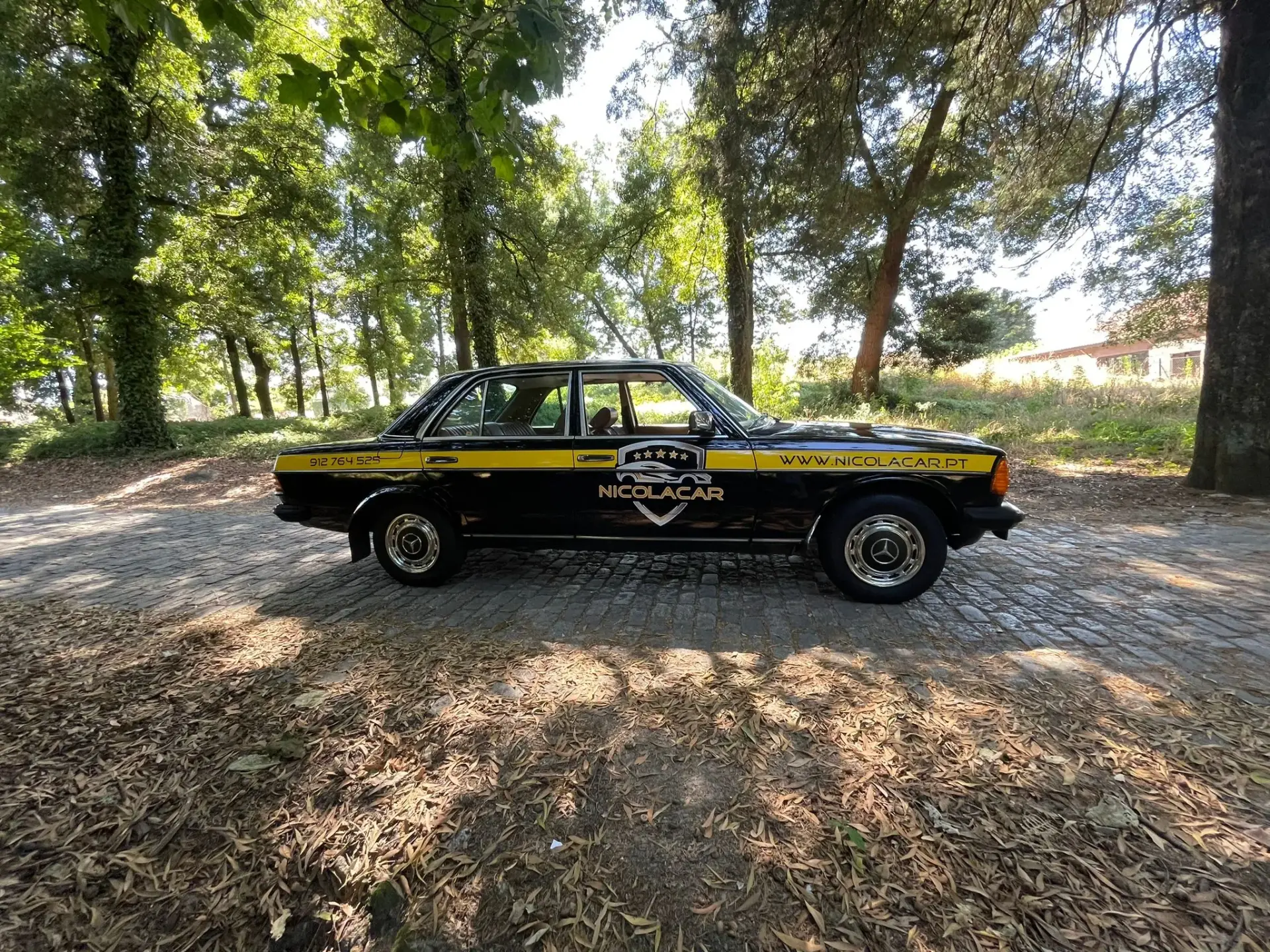 Mercedes-Benz 240 9