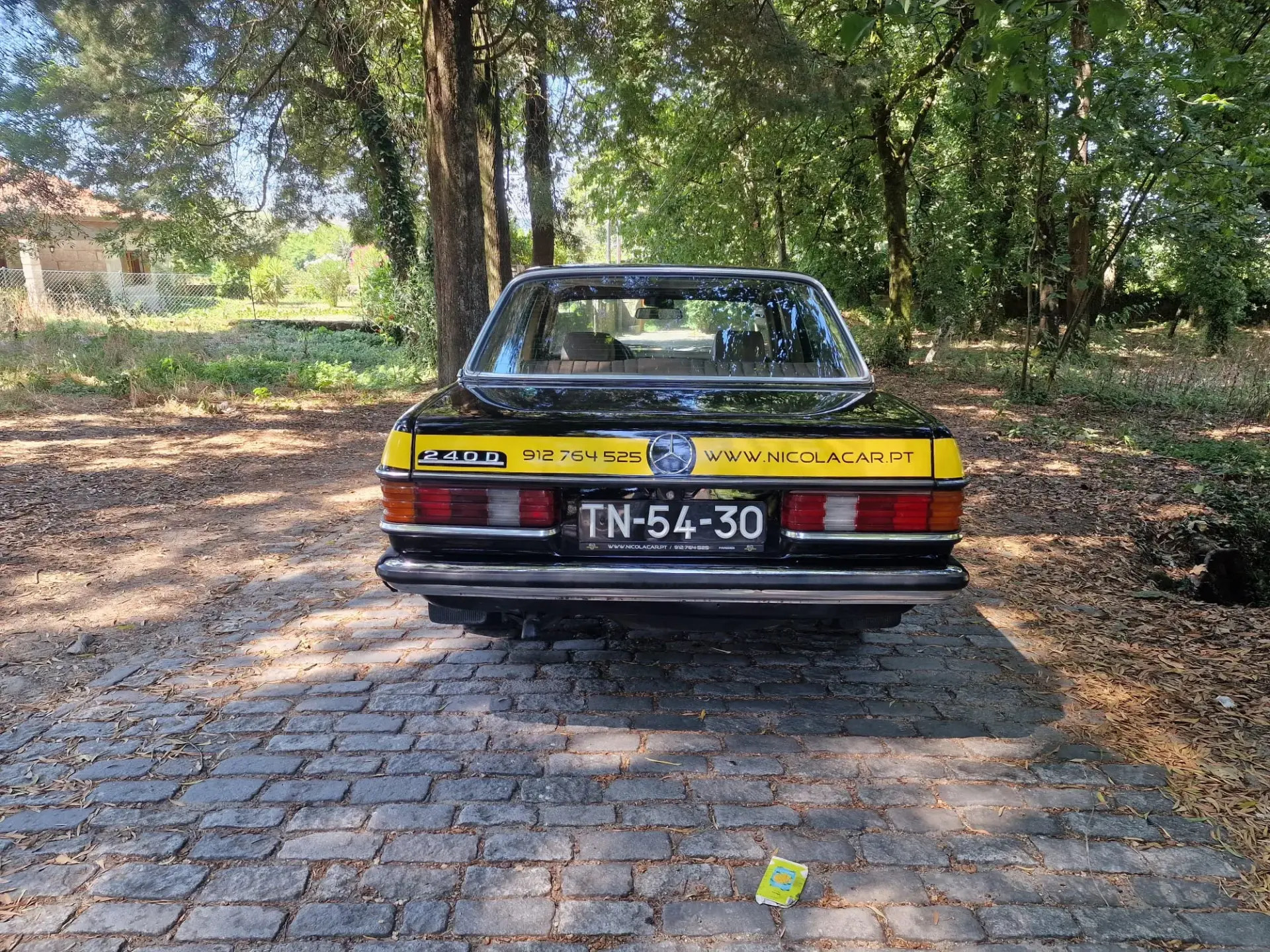 Mercedes-Benz 240 36