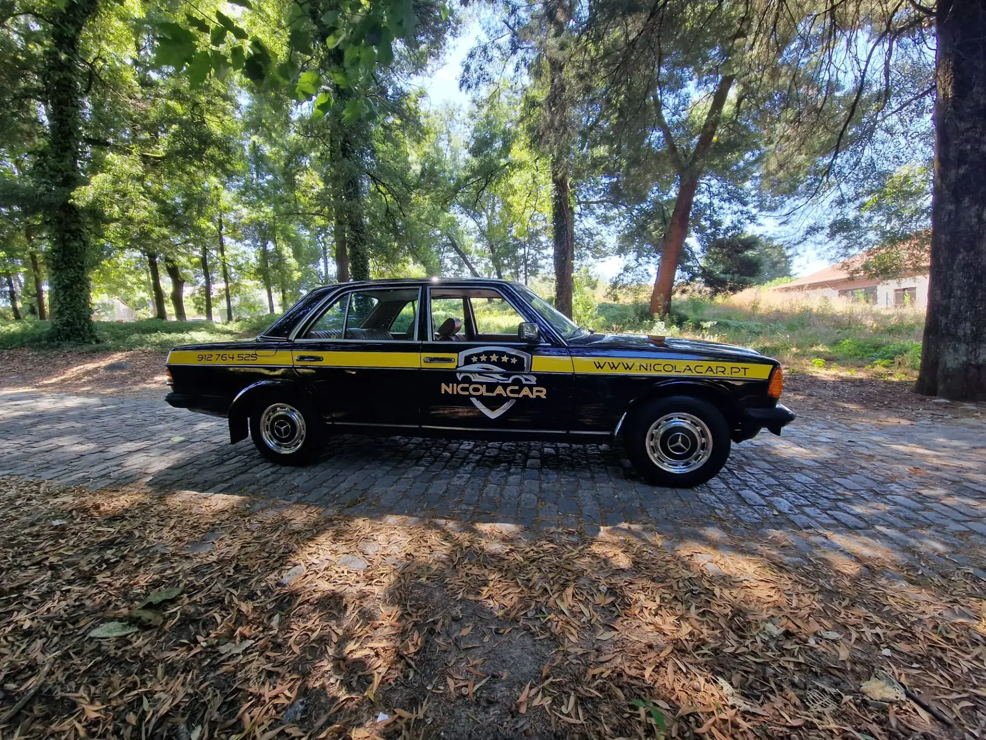 Mercedes-Benz 240 37