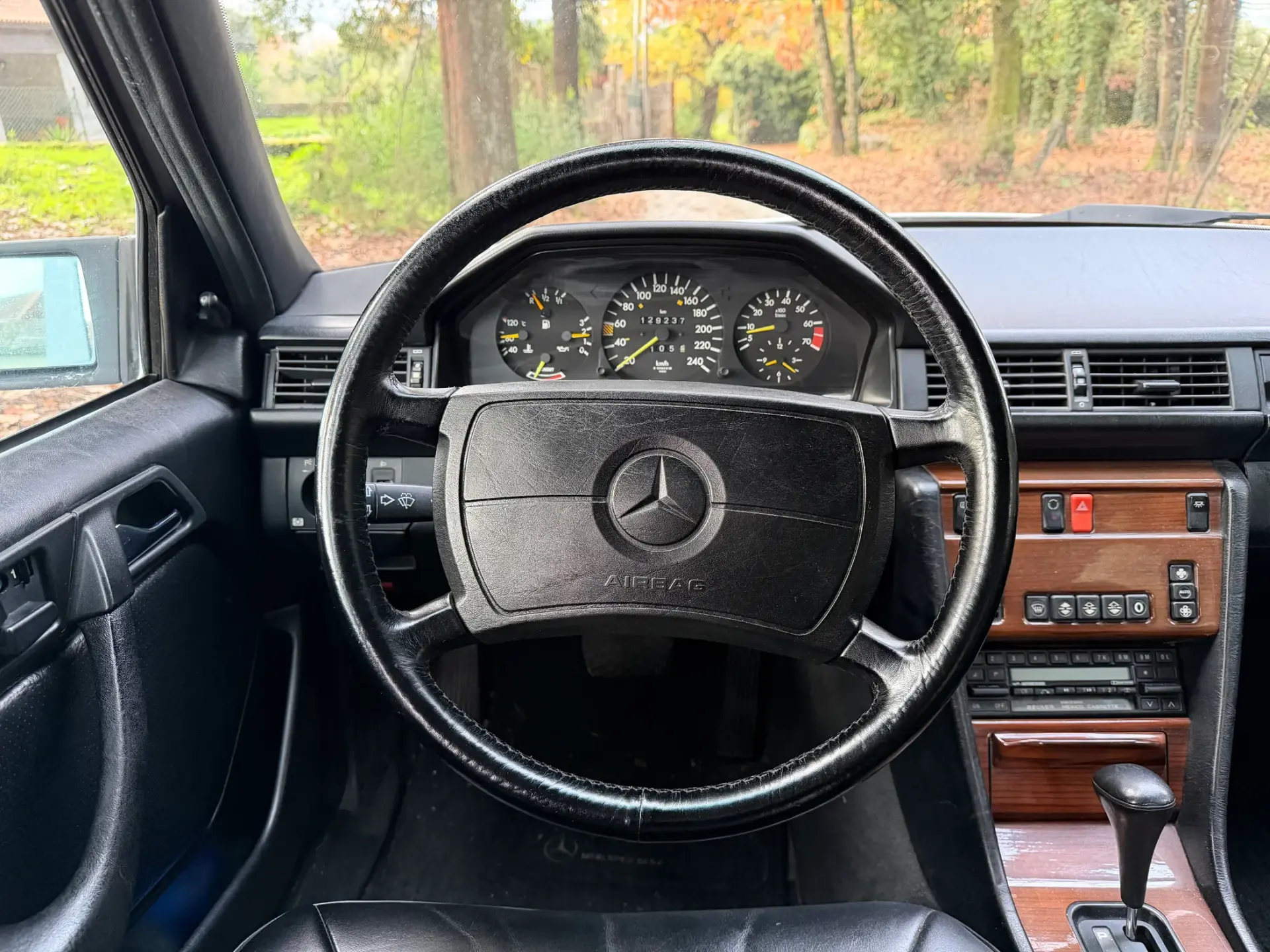 Mercedes-Benz 260 260 E 26