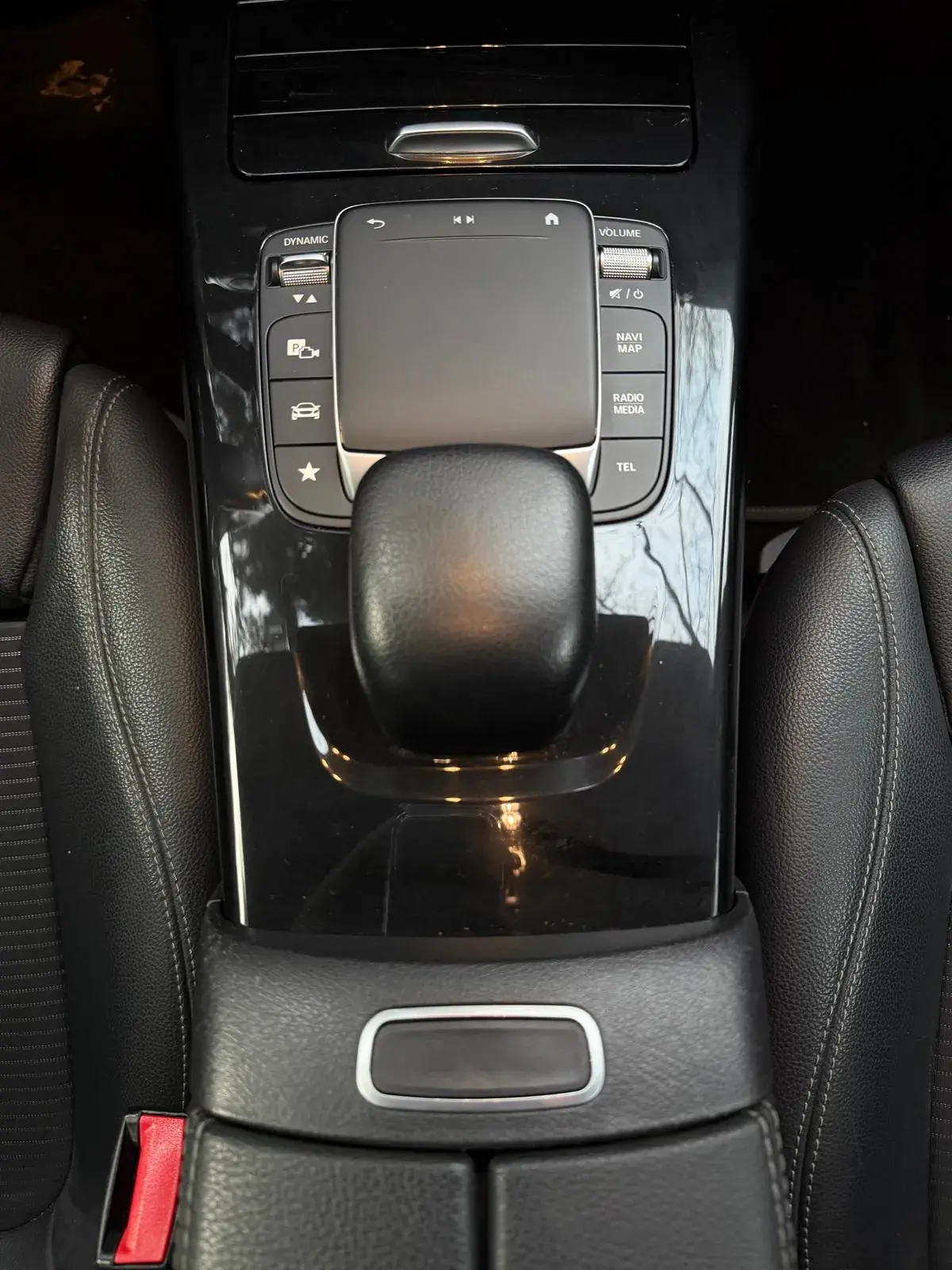 Mercedes-Benz A 180 Limousine d Business Solutions Aut. 26