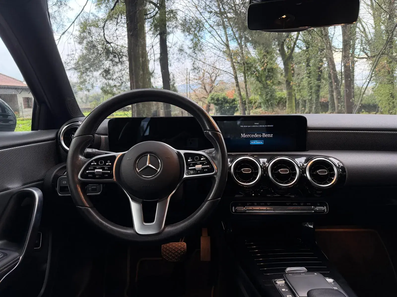 Mercedes-Benz A 180 Limousine d Business Solutions Aut. 15