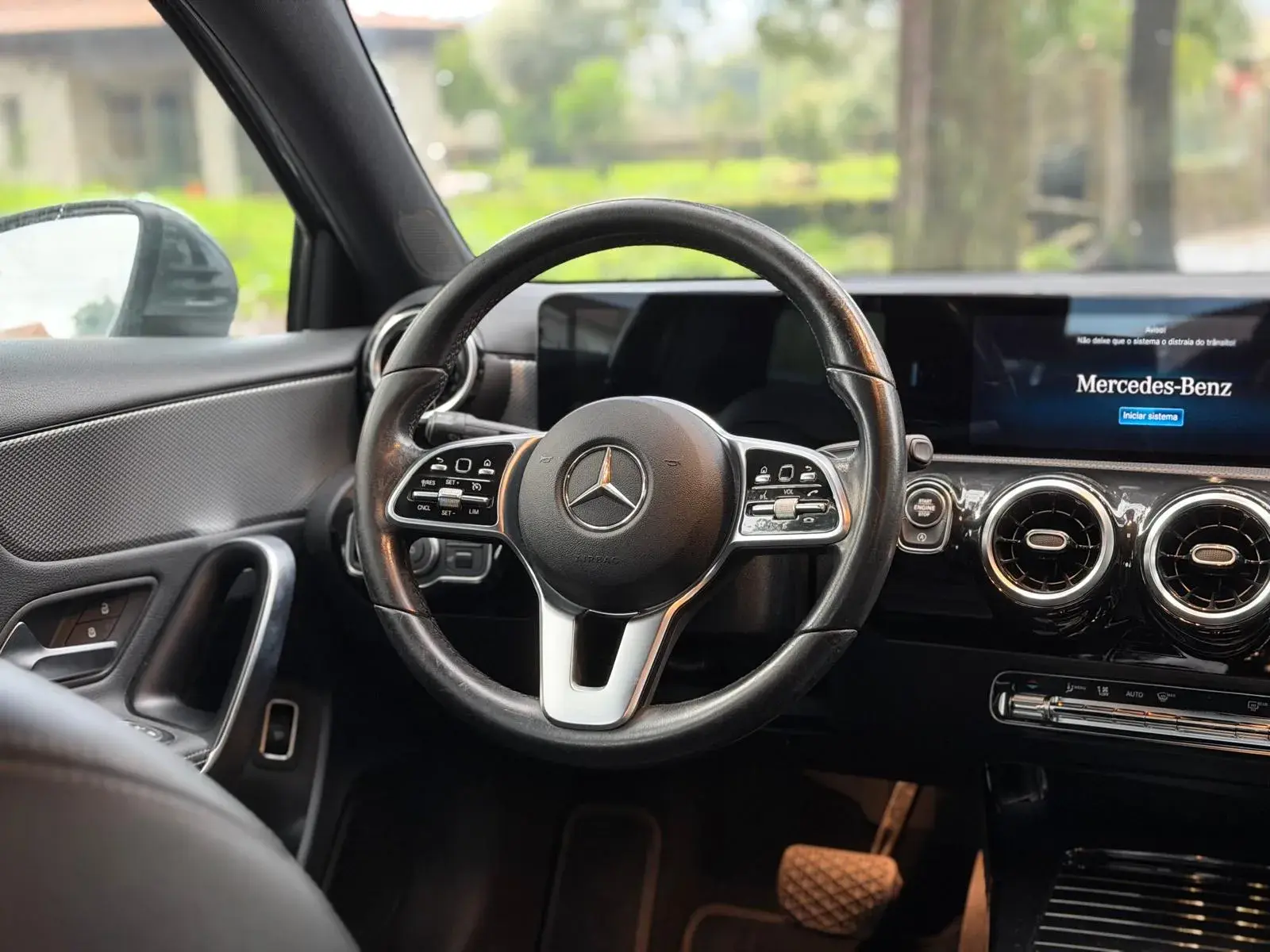 Mercedes-Benz A 180 Limousine d Business Solutions Aut. 14