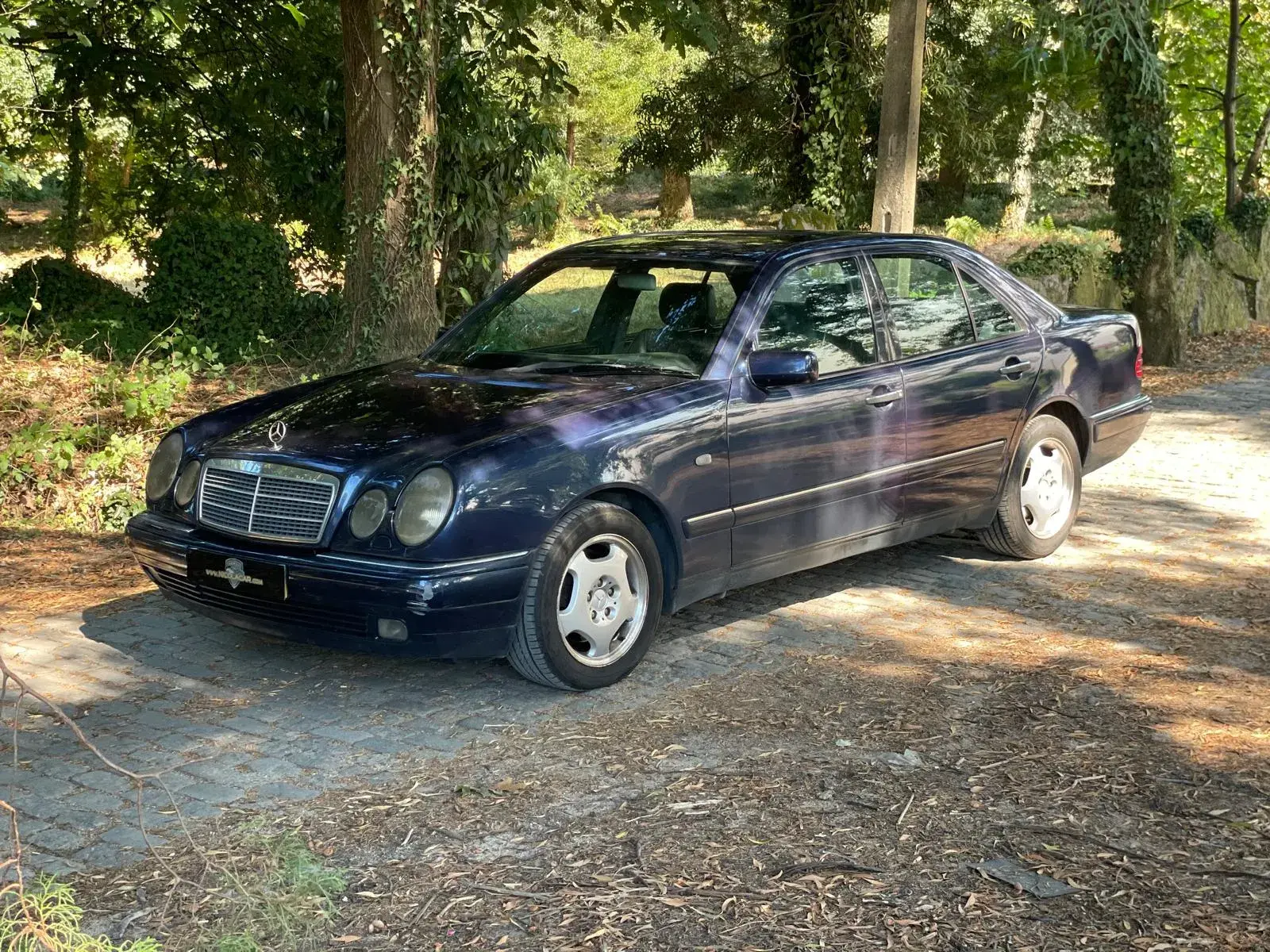 Mercedes-Benz E 300 TD Classic 4
