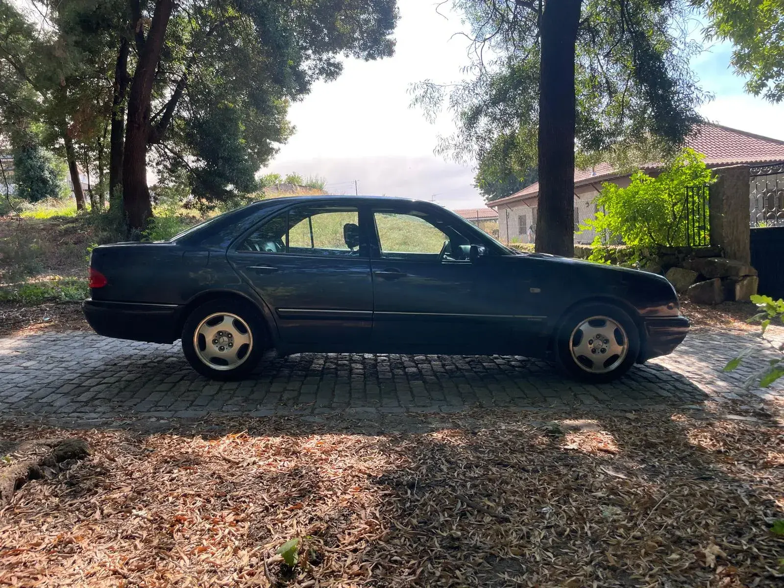 Mercedes-Benz E 300 TD Classic 35