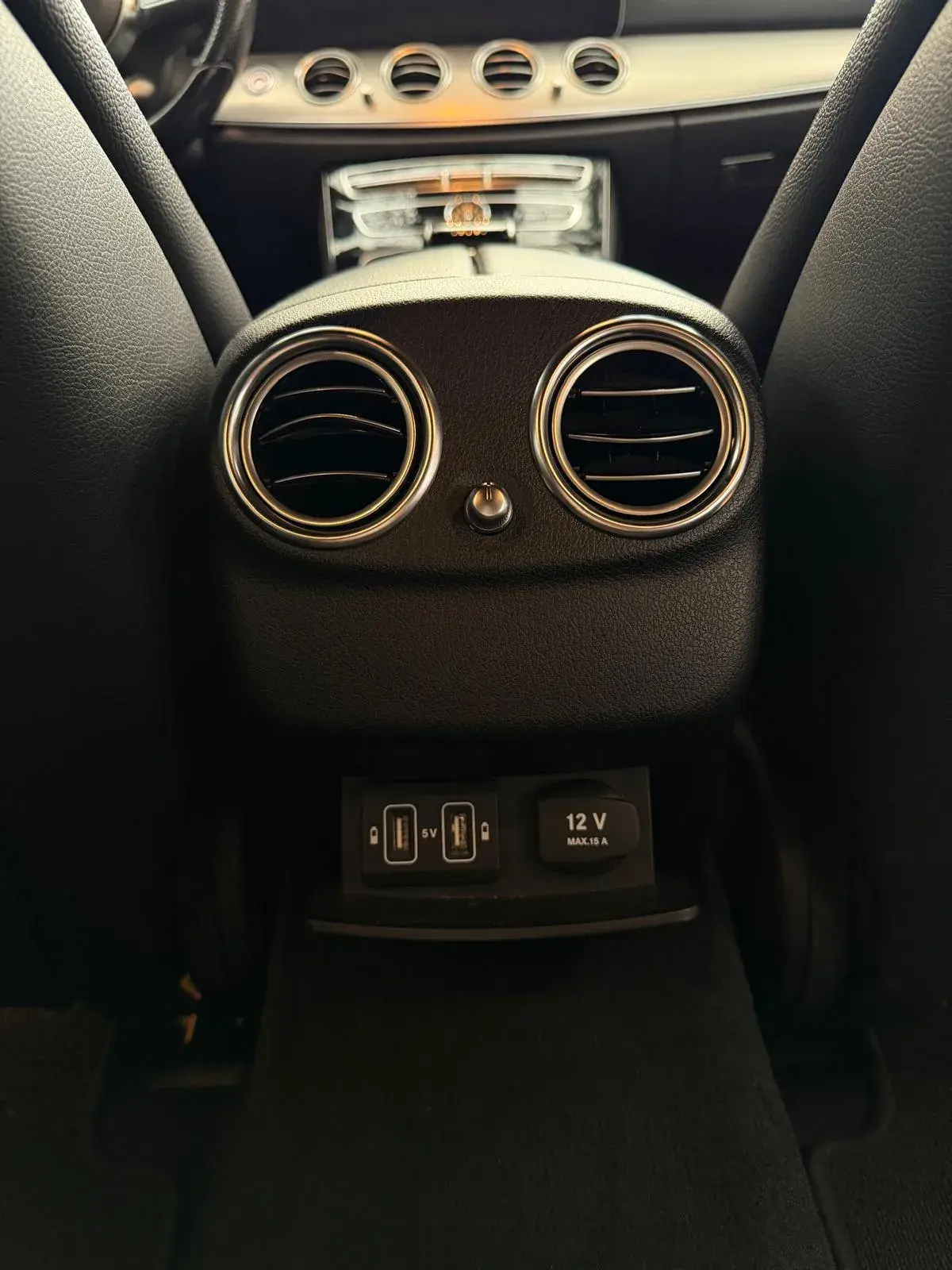 Mercedes-Benz E 300 de AMG Line 29