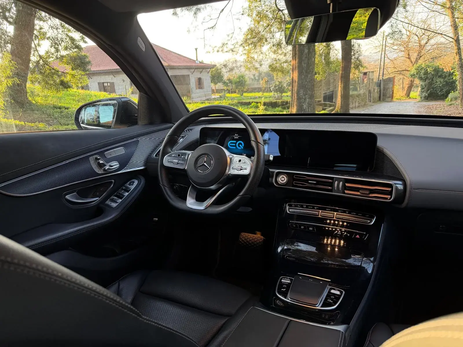 Mercedes-Benz EQC 400 4Matic 24