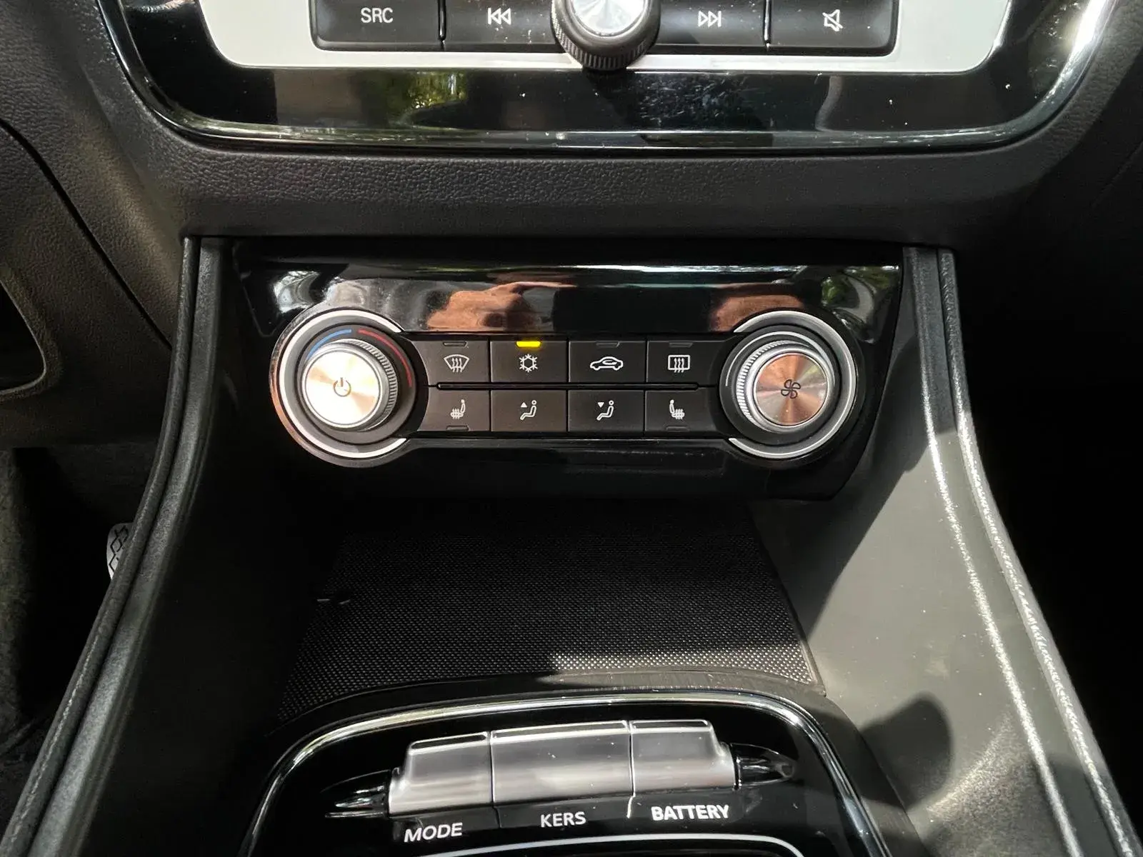 MG ZS Maximal Luxury 15