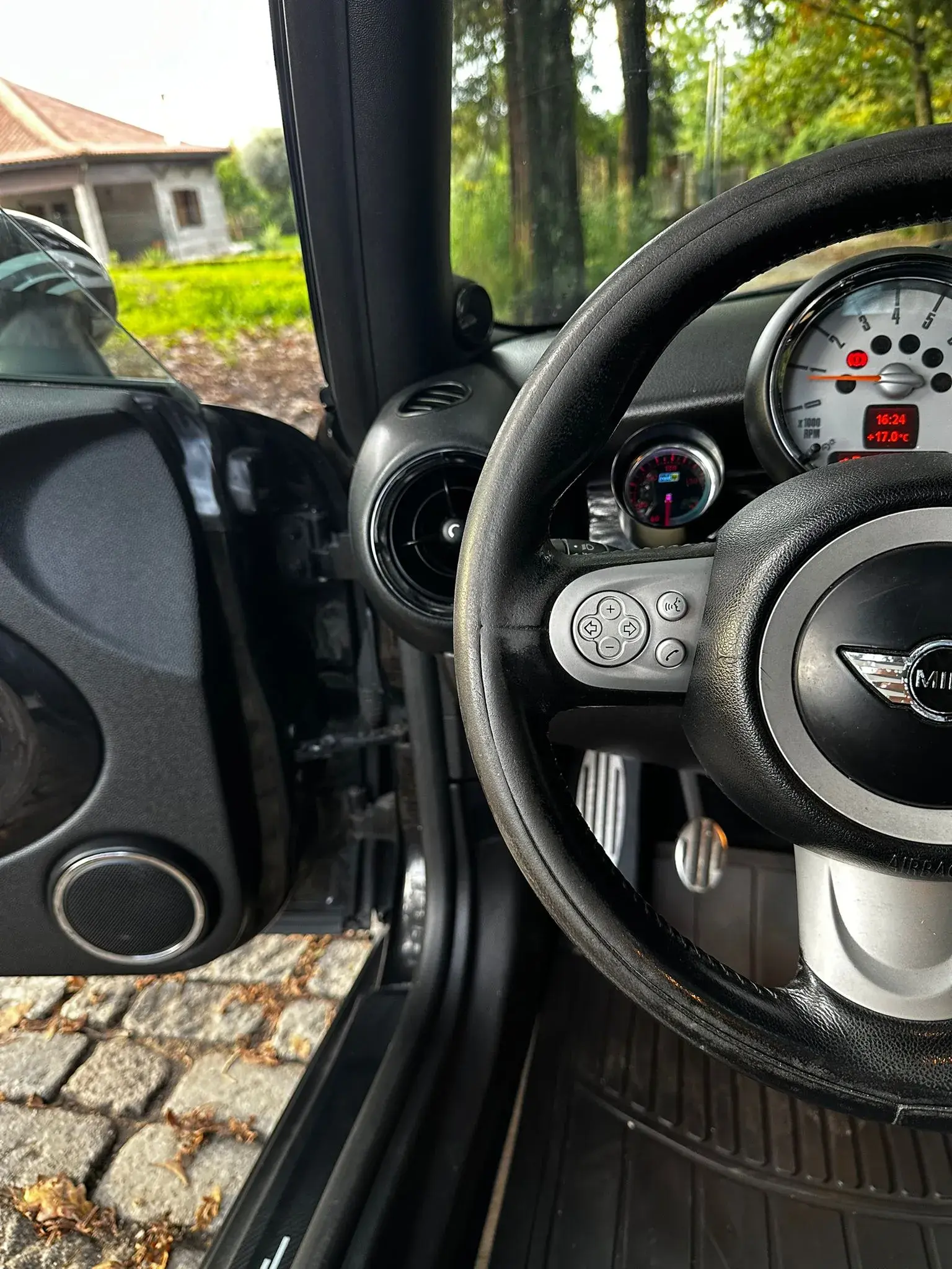 MINI Clubman John Cooper Works 16