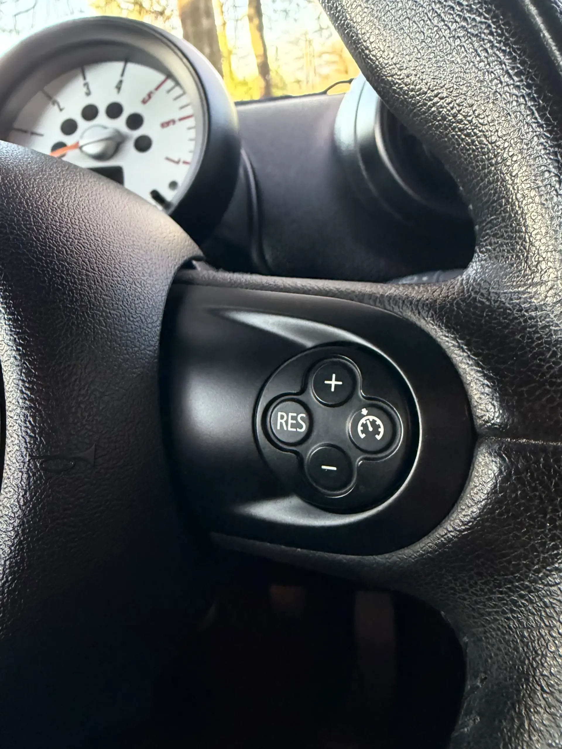 MINI Countryman One D 16