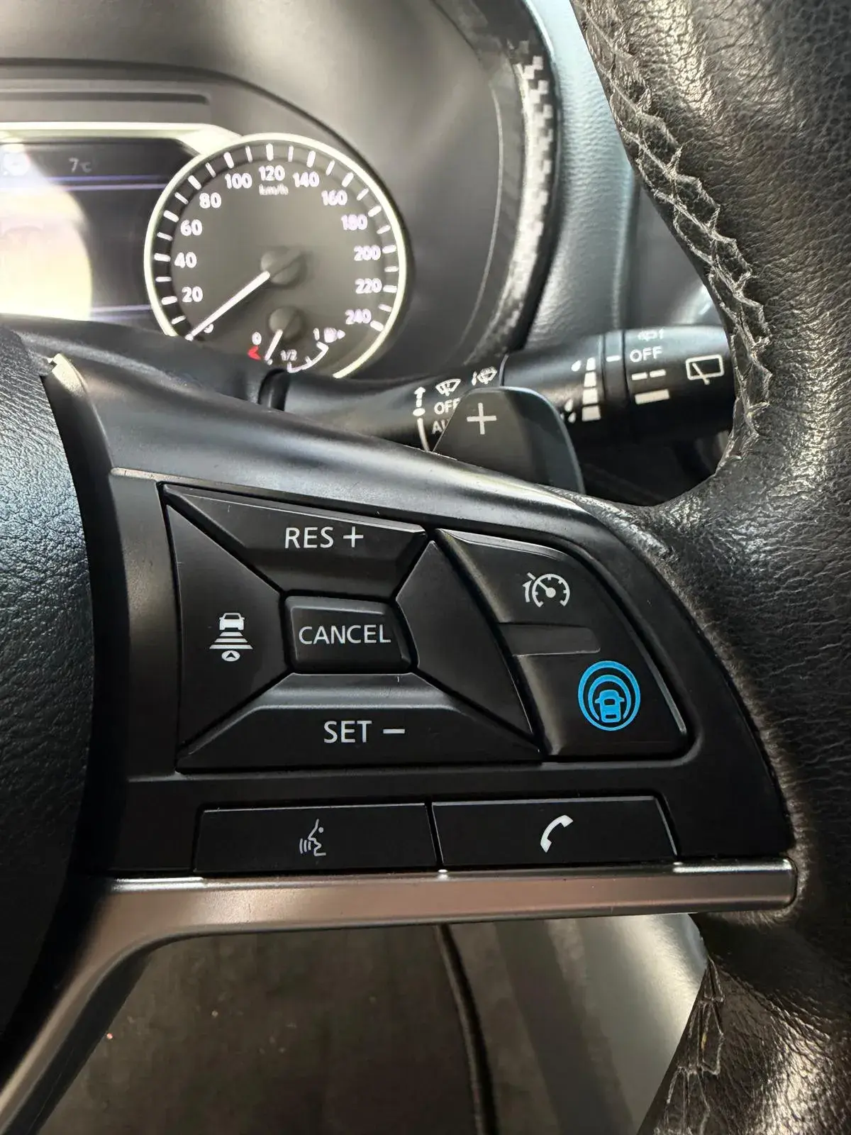 Nissan Juke 1.0 DIG-T Tekna DCT 13