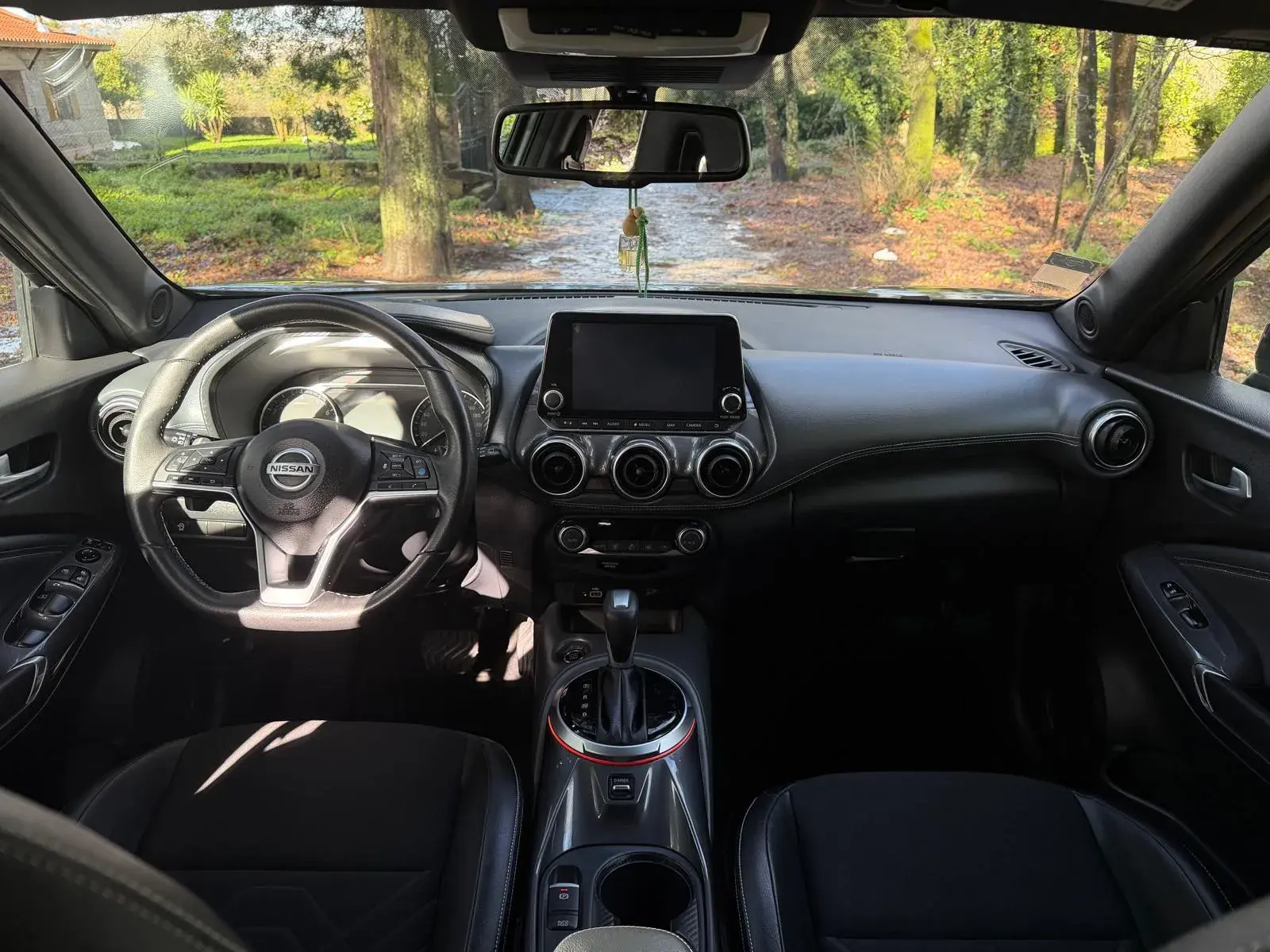 Nissan Juke 1.0 DIG-T Tekna DCT 29